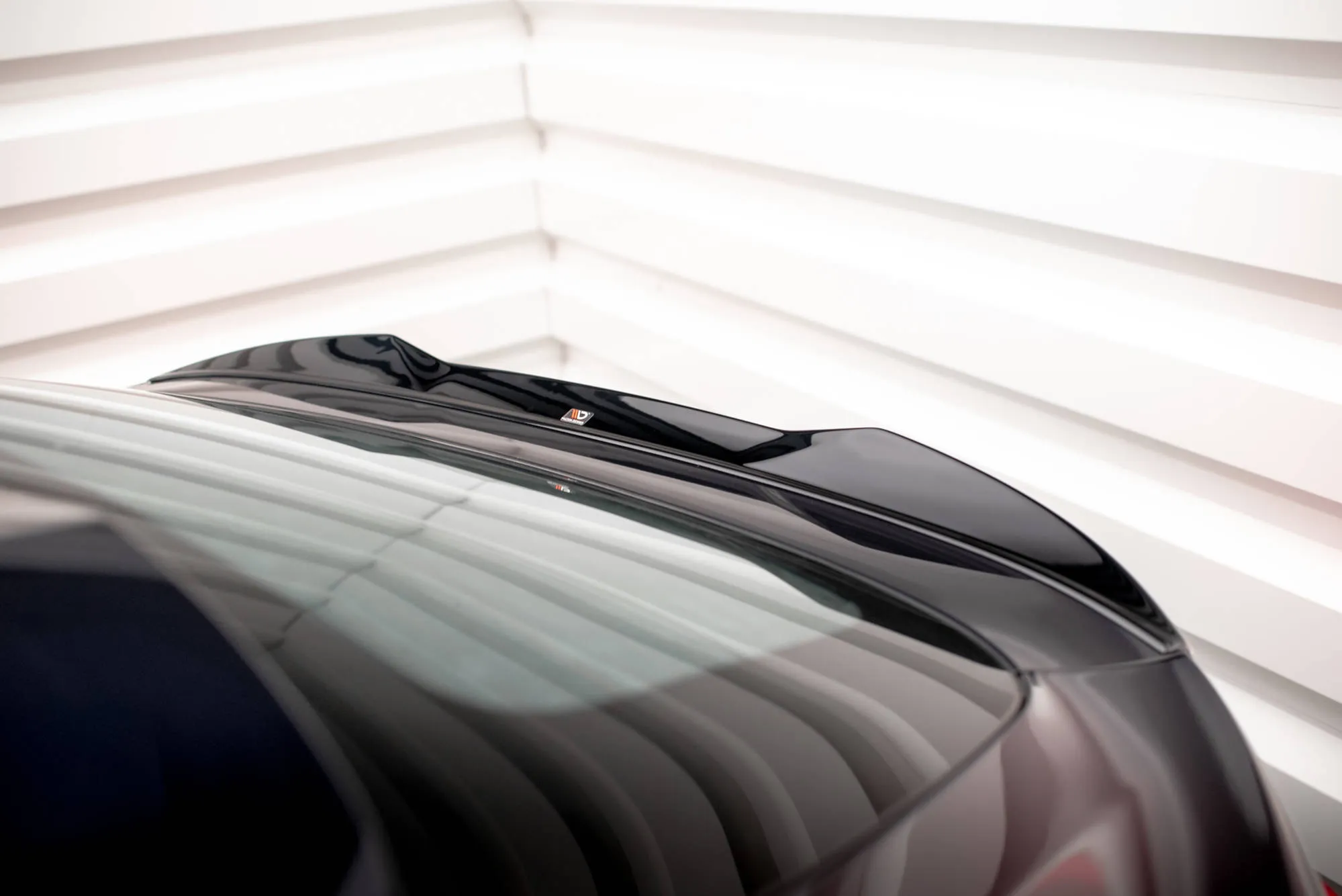 Takspoiler V.1 BMW X4 (G02) 2018 - 2025 | Glossy Black Edition – bilde 3