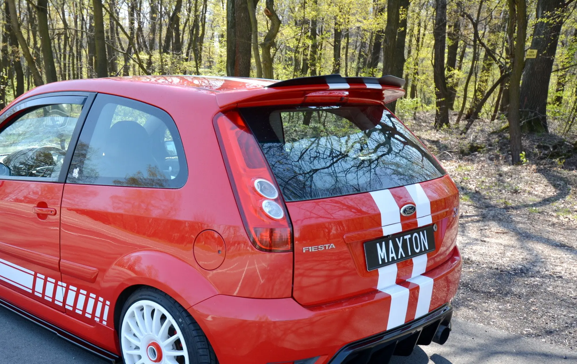 Takspoiler V.1 Ford Fiesta Mk5 2005 - 2008