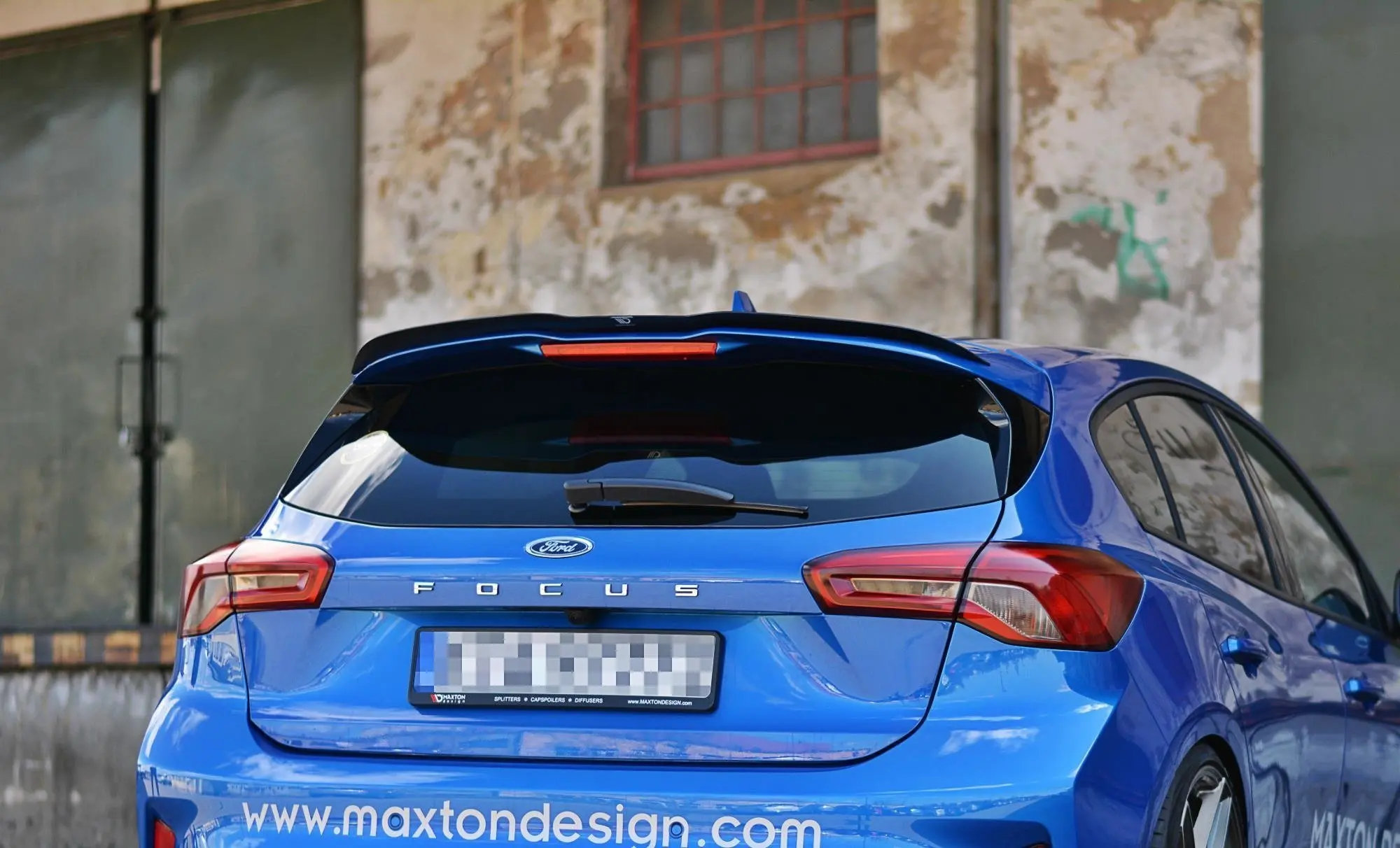 TAKSPOILER V.1 FORD FOCUS ST-LINE MK4 2018-> – bilde 4