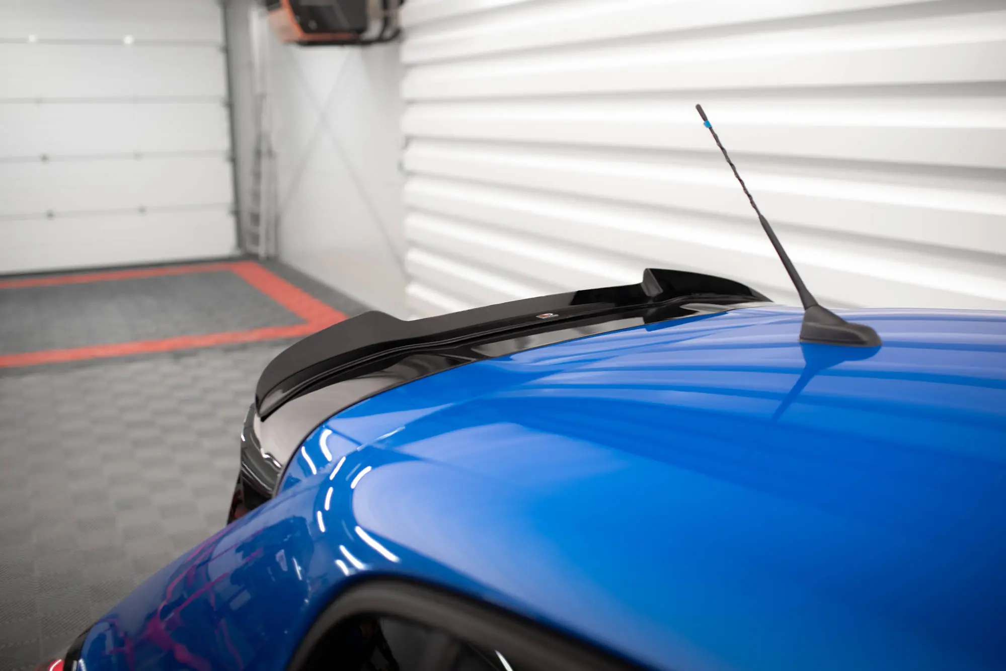TAKSPOILER V.1 Peugeot 208 II 2019 ->