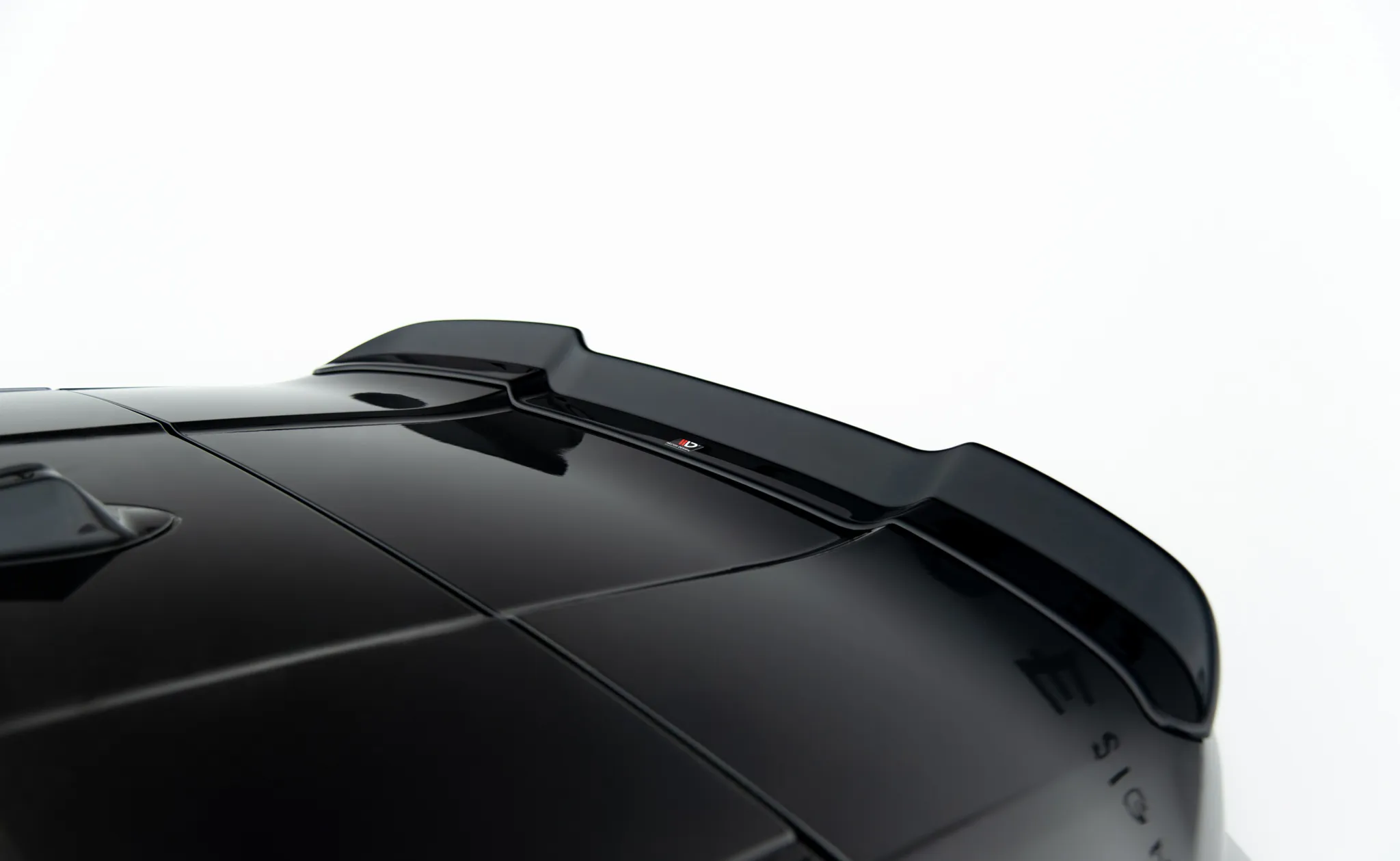 Takspoiler V.1 V.1 BMW 1 (F40) M135I 2019 - 2024 | Glossy Black Edition – bilde 3