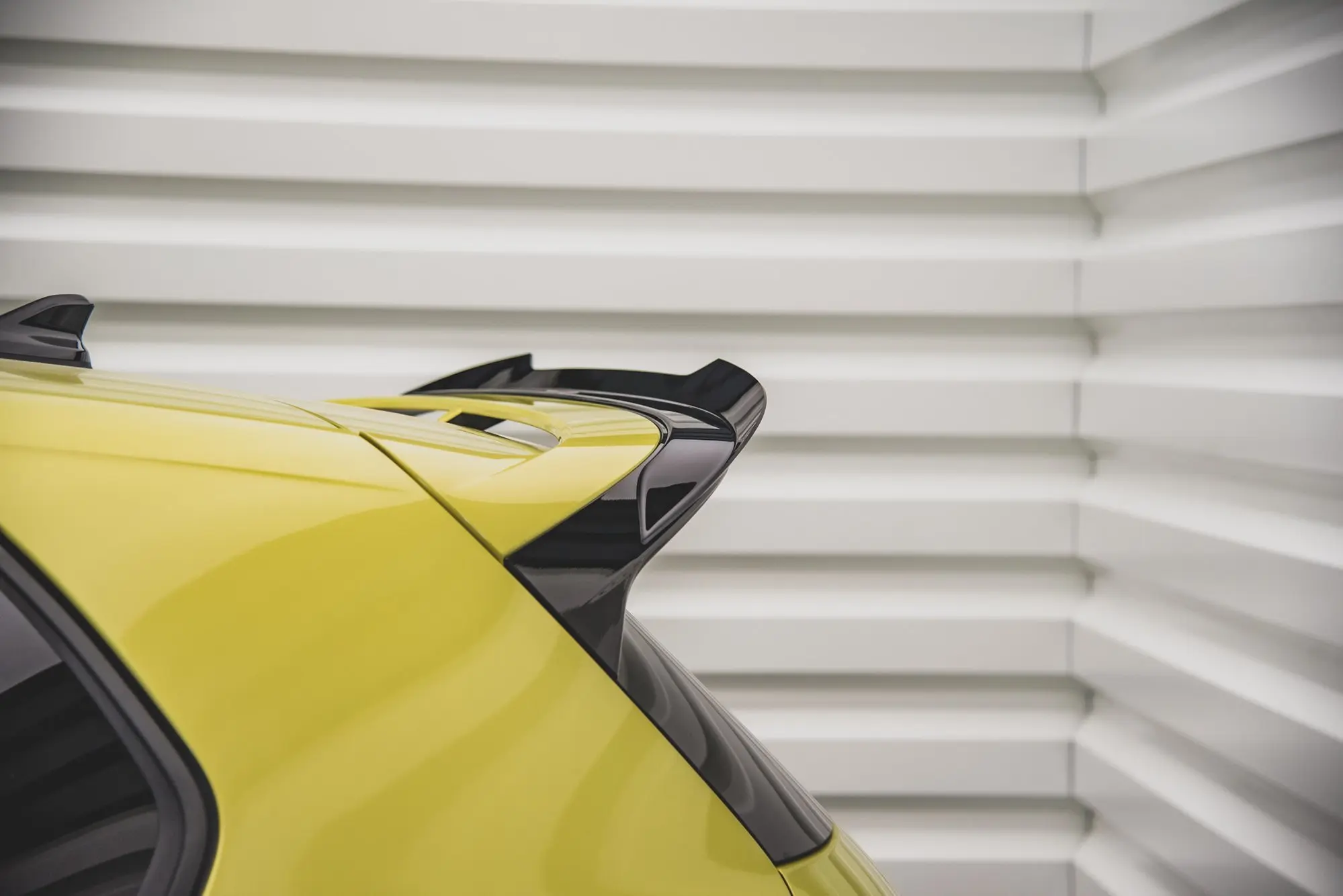 TAKSPOILER V.1 VW GOLF VIII R / R-PERFORMANCE 2020-> / VW GOLF VIII GTI CLUBSPORT 2020->