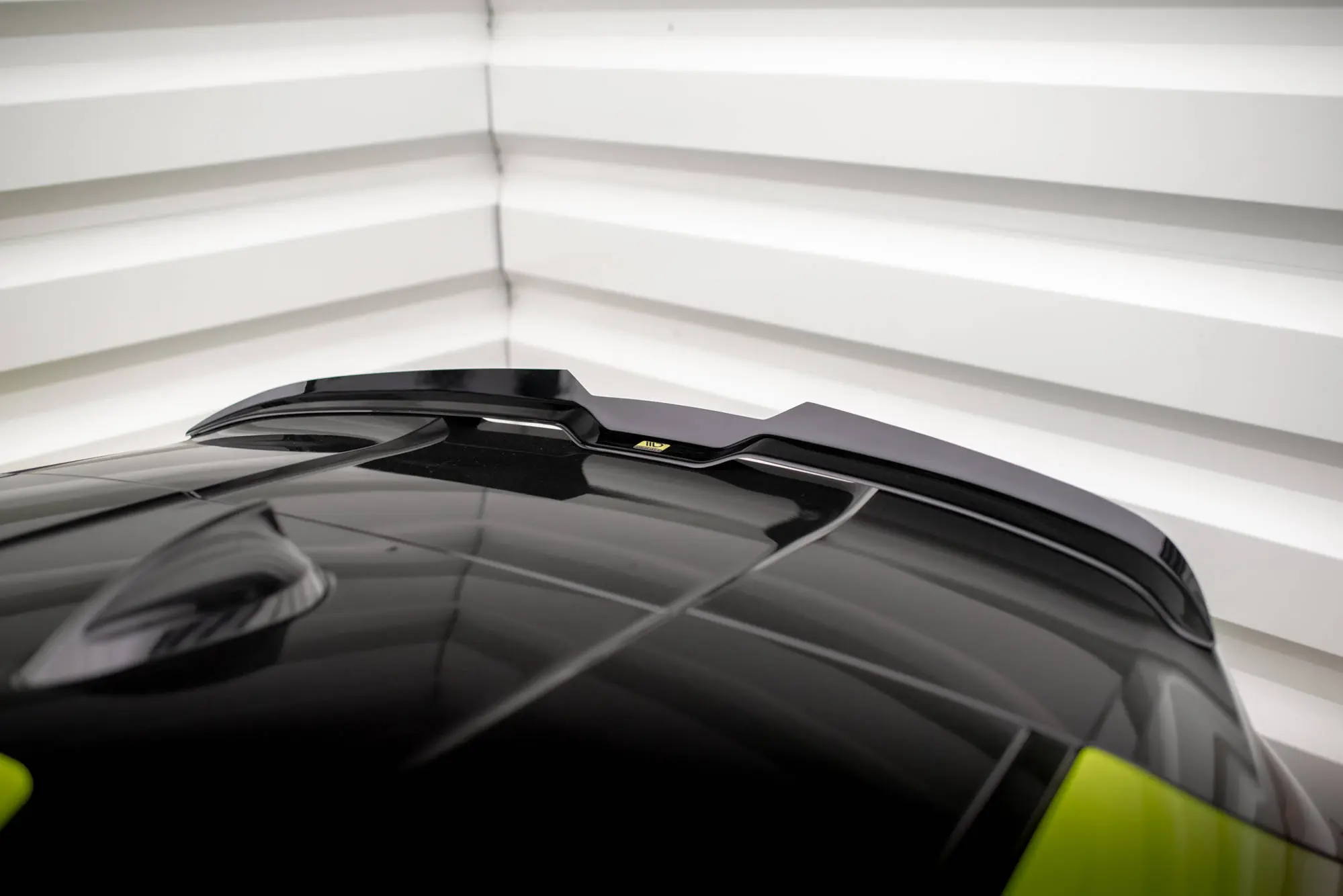 Takspoiler V.2 BMW 1 (F40) M135i 2019 - 2024 – bilde 3