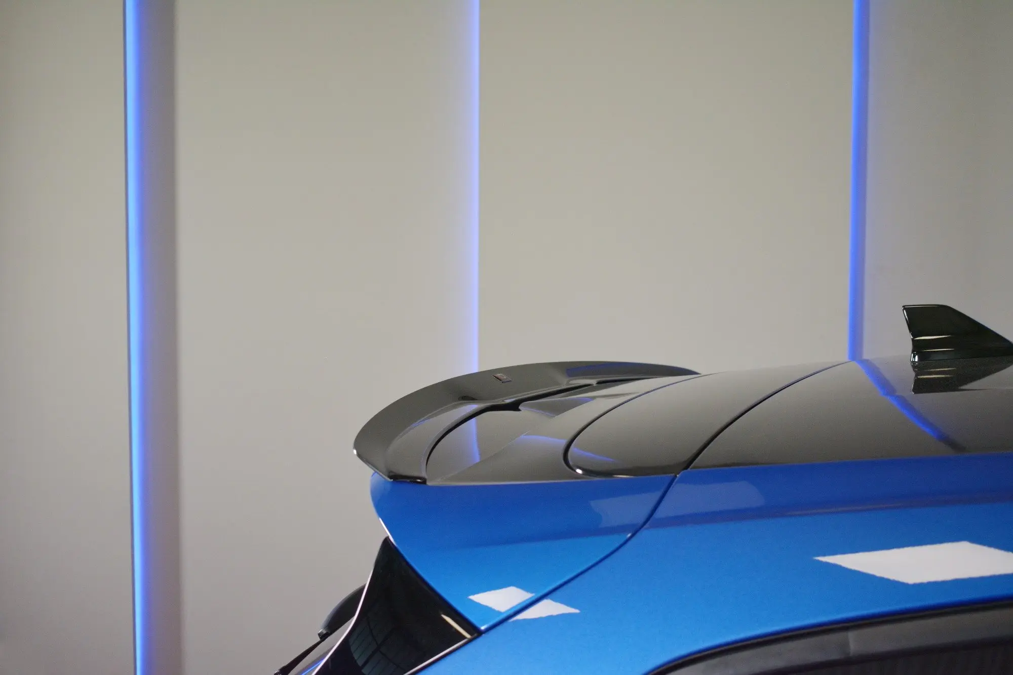 TAKSPOILER V.2 FORD FOCUS ST-LINE MK4 2018->