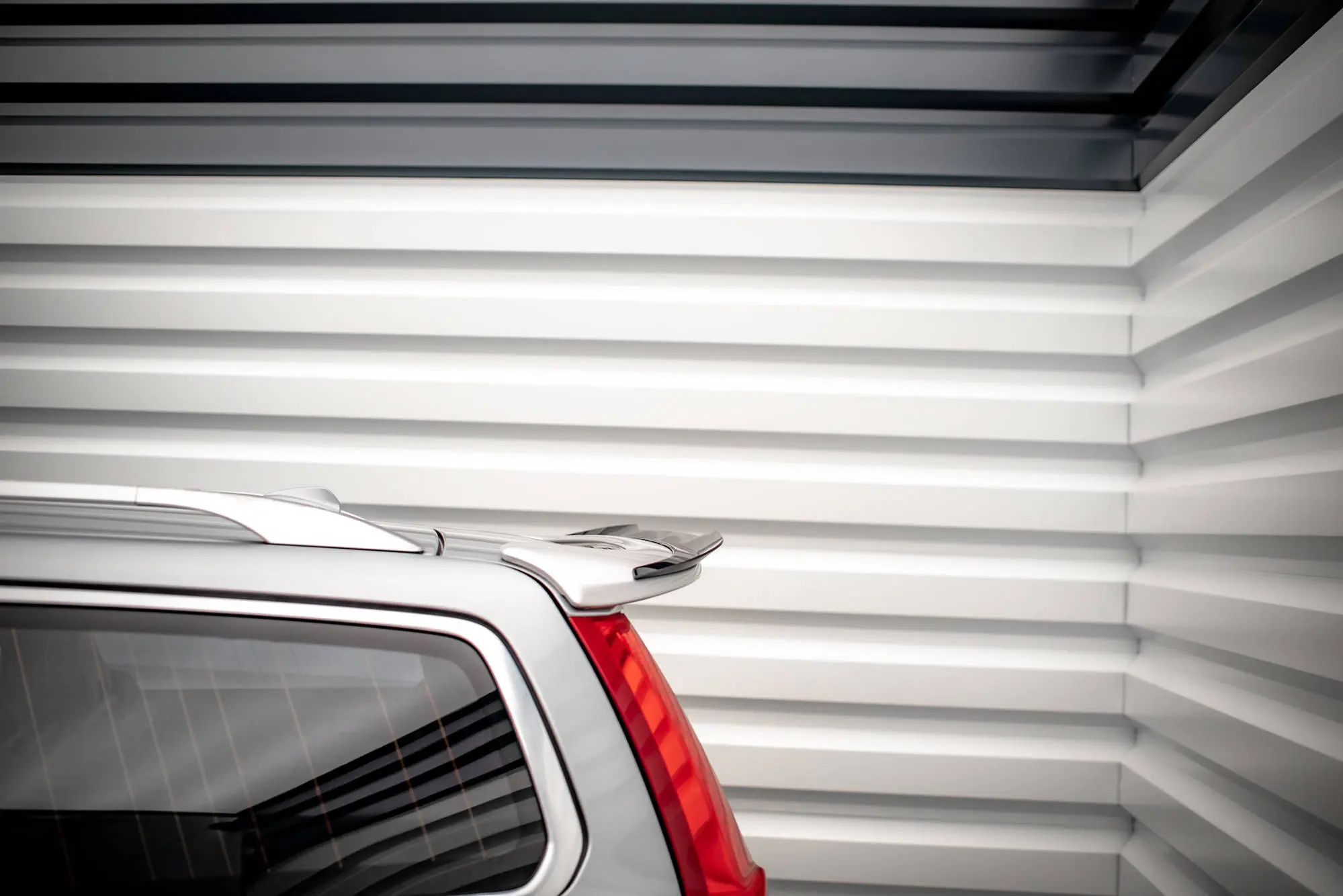 TAKSPOILER V.2 Volvo V70 III 2007 - 2013 Image 4