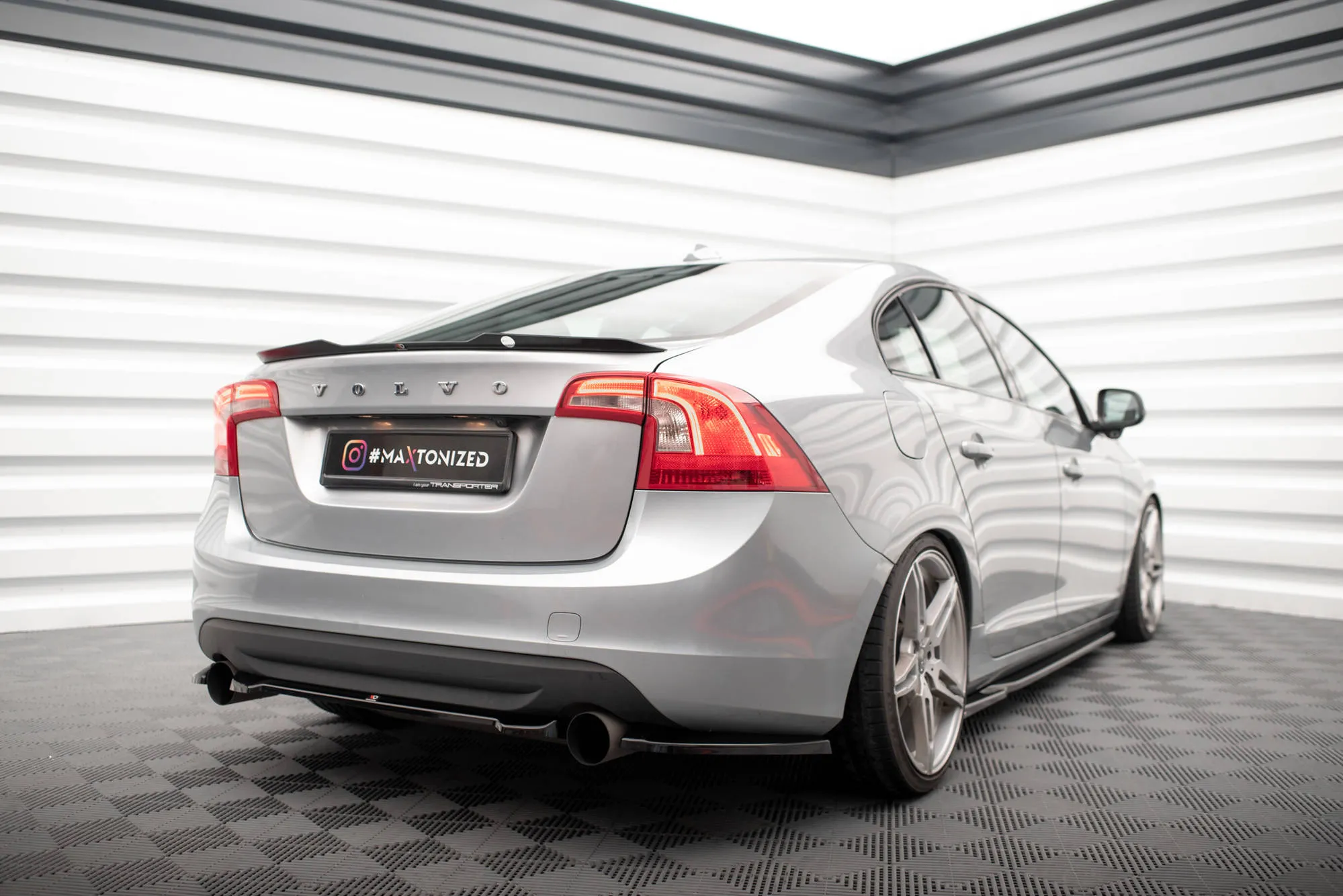 Takspoiler Volvo S60 R-Design II 2010 - 2013 | Glossy Black Edition – bilde 2