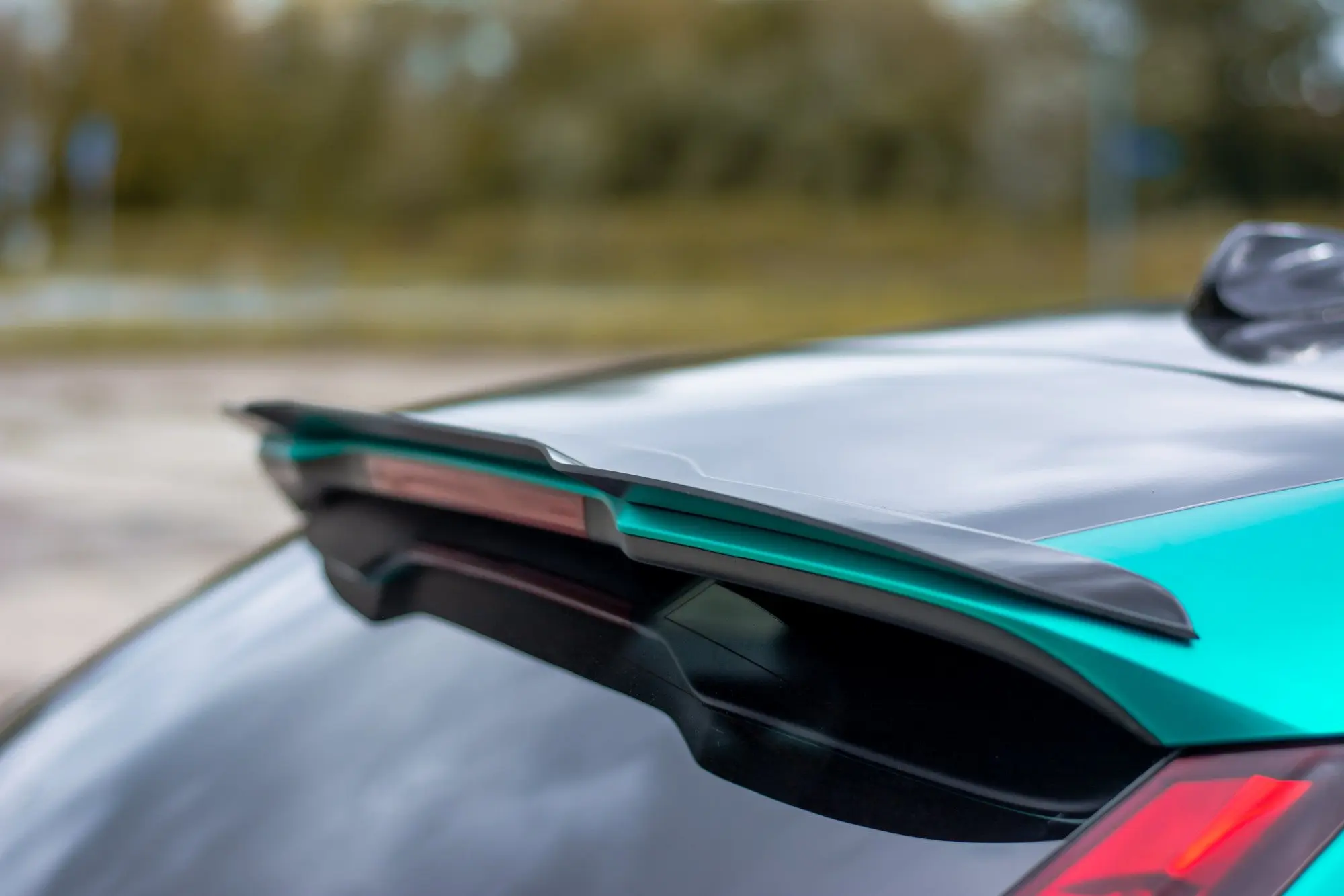 TAKSPOILER Volvo V40 2012-2019 / Volvo V40 R-Design 2012-2019 – bilde 2