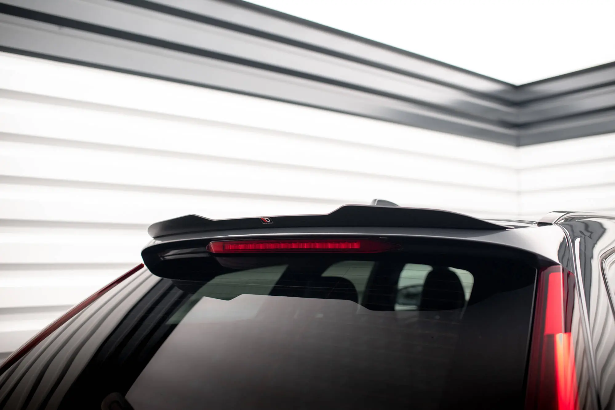 TAKSPOILER VOLVO V90 R-DESIGN II 2016 - 2020 – bilde 2
