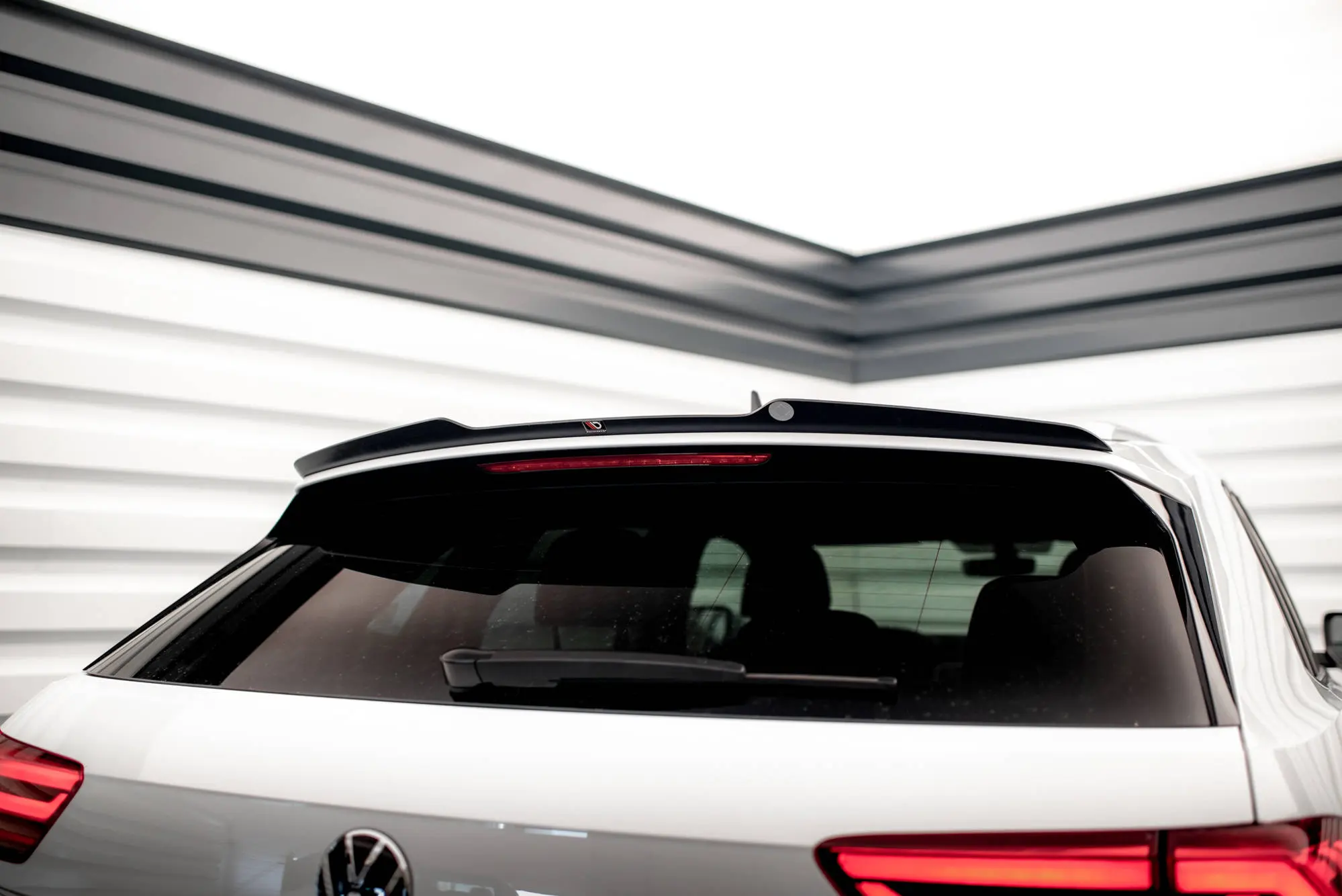 TAKSPOILER VW Atlas Cross Sport 2020->