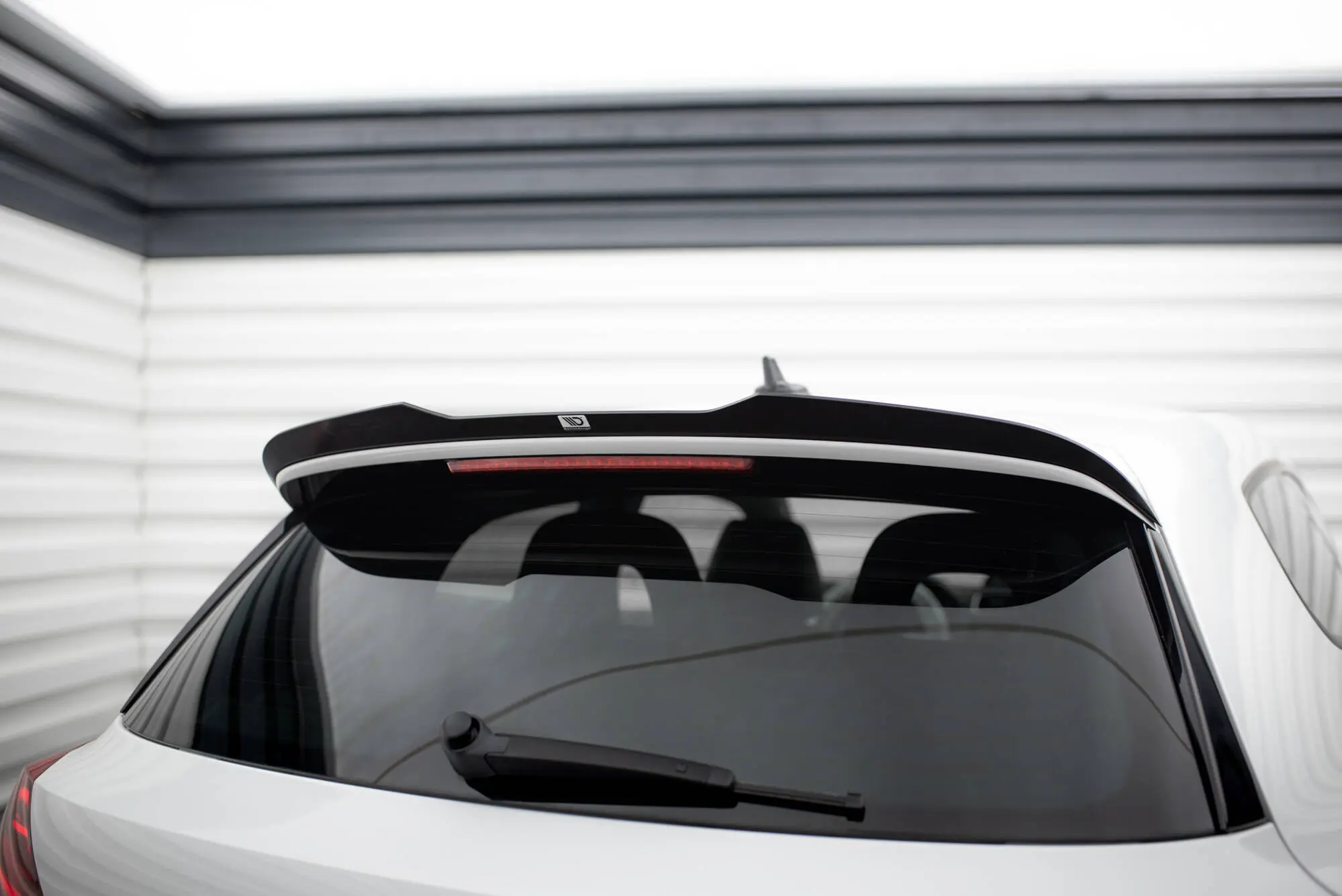 Takspoiler VW Scirocco Mk3 facelift 2014 - 2017 | Glossy Black Edition – bilde 3