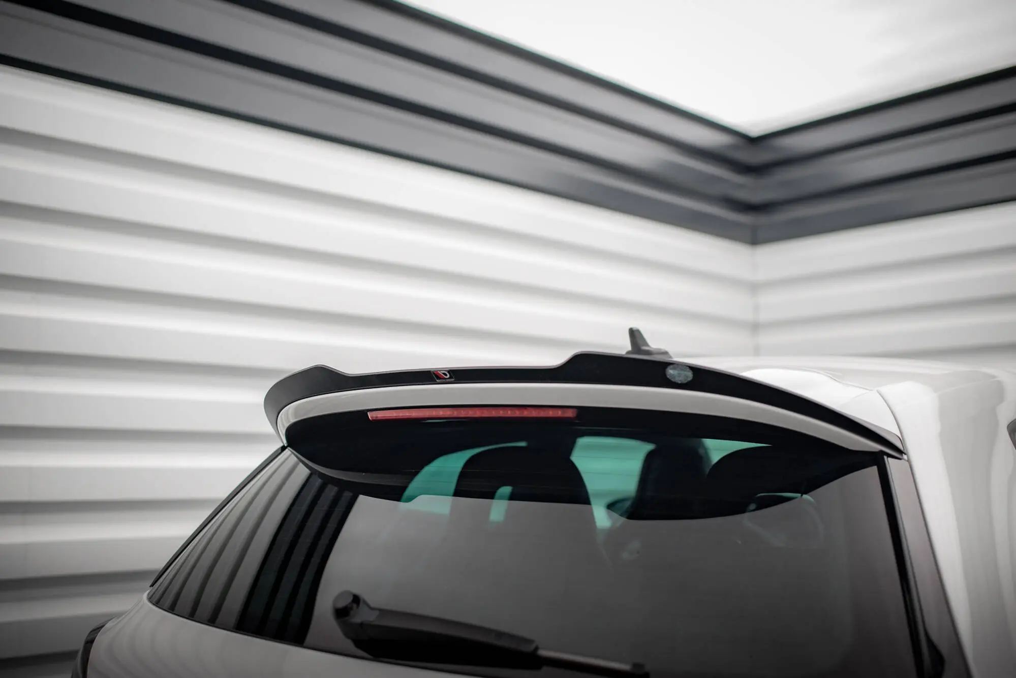 Takspoiler VW Scirocco R mk3 2008 - 2014 | V.2 Glossy Black Edition – bilde 5