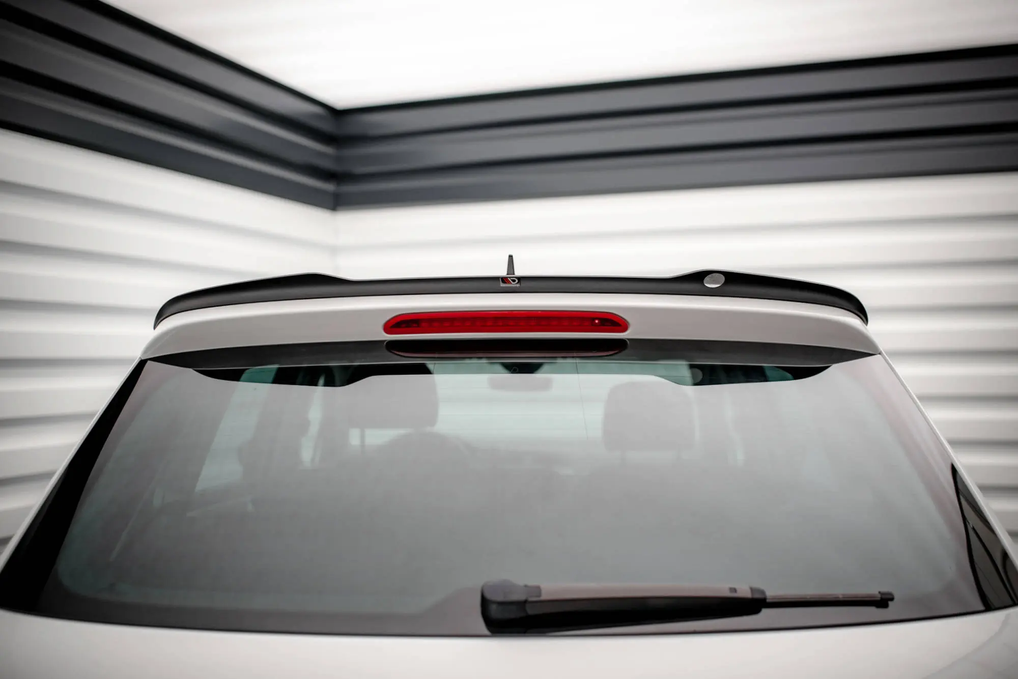 TAKSPOILER VW Tiguan II 2016 - 2020