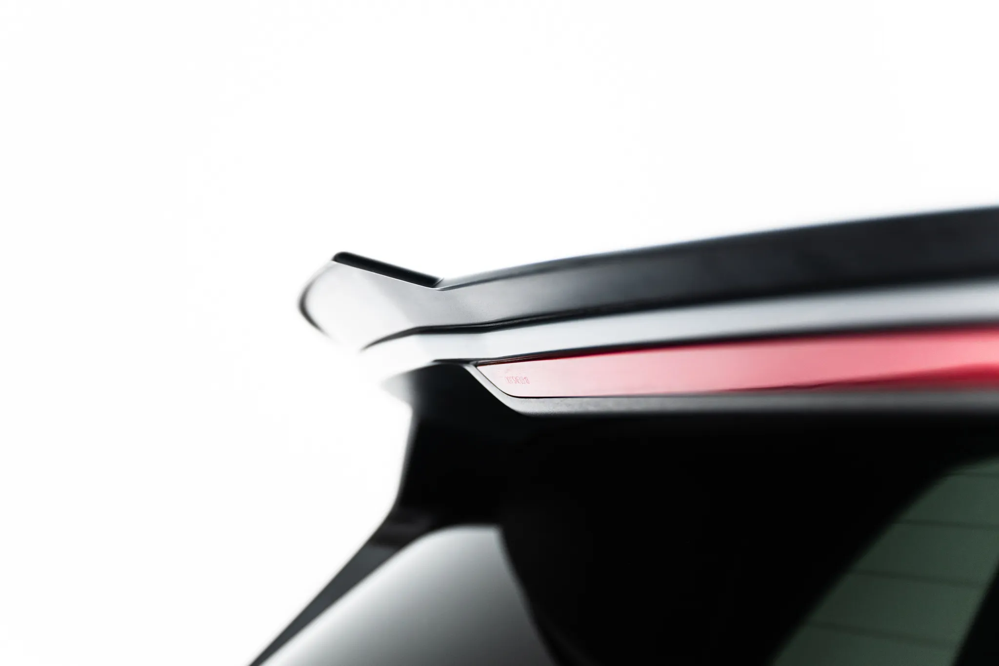 Takspoiler VW Tiguan III 2024 -> | Glossy Black Edition – bilde 4