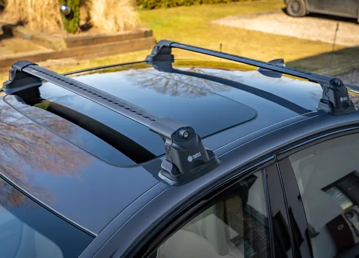 Takstativ BMW 1 (E87) 2004 - 2011 / BMW 1 (F20) 2011 - 2019  │ Turtle Air3 Roof Rack Black - sett 2 stk.