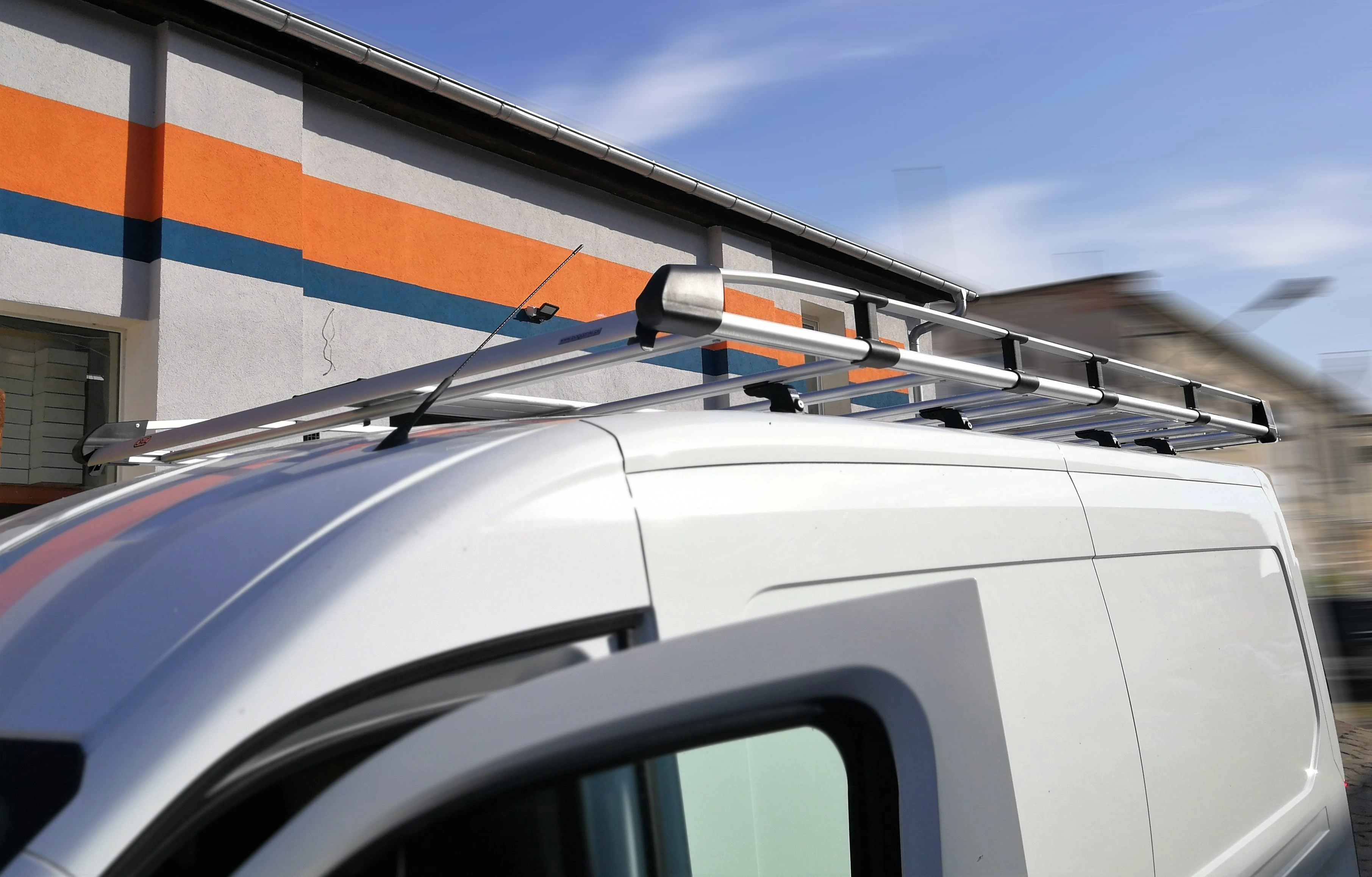 Takstativ plattform Ford Transit 2014 -> │ L3/H2 - Takgrind Evo Rack Alu module – bilde 4