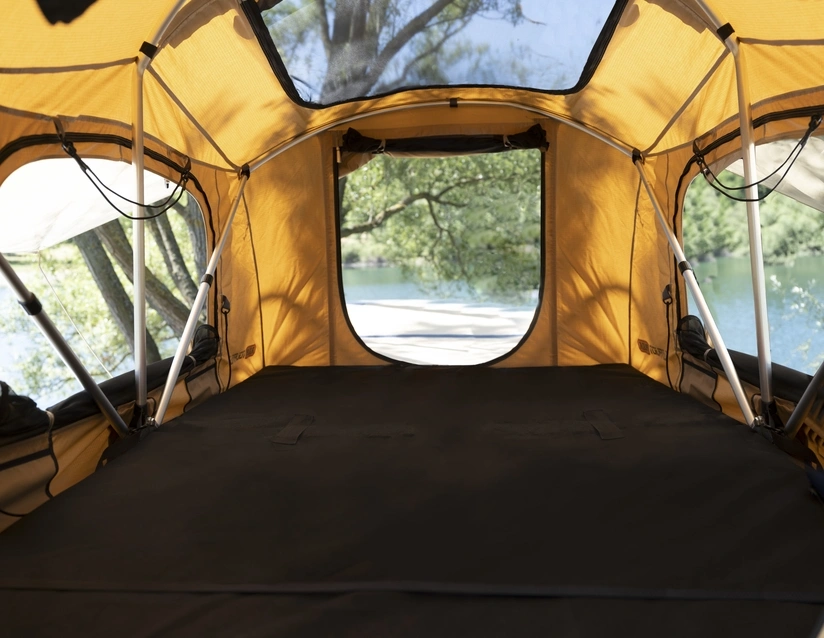 Taktelt ARB Flinders med stige – rask oppsett, solid ABS-gulv, madrass og LED-lys (140 x 240 cm) Image 13