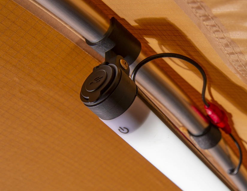 Taktelt ARB Flinders med stige – rask oppsett, solid ABS-gulv, madrass og LED-lys (140 x 240 cm) Image 20