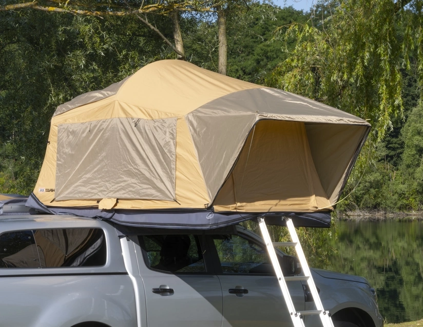 Taktelt ARB Flinders med stige – rask oppsett, solid ABS-gulv, madrass og LED-lys (140 x 240 cm) Image 5