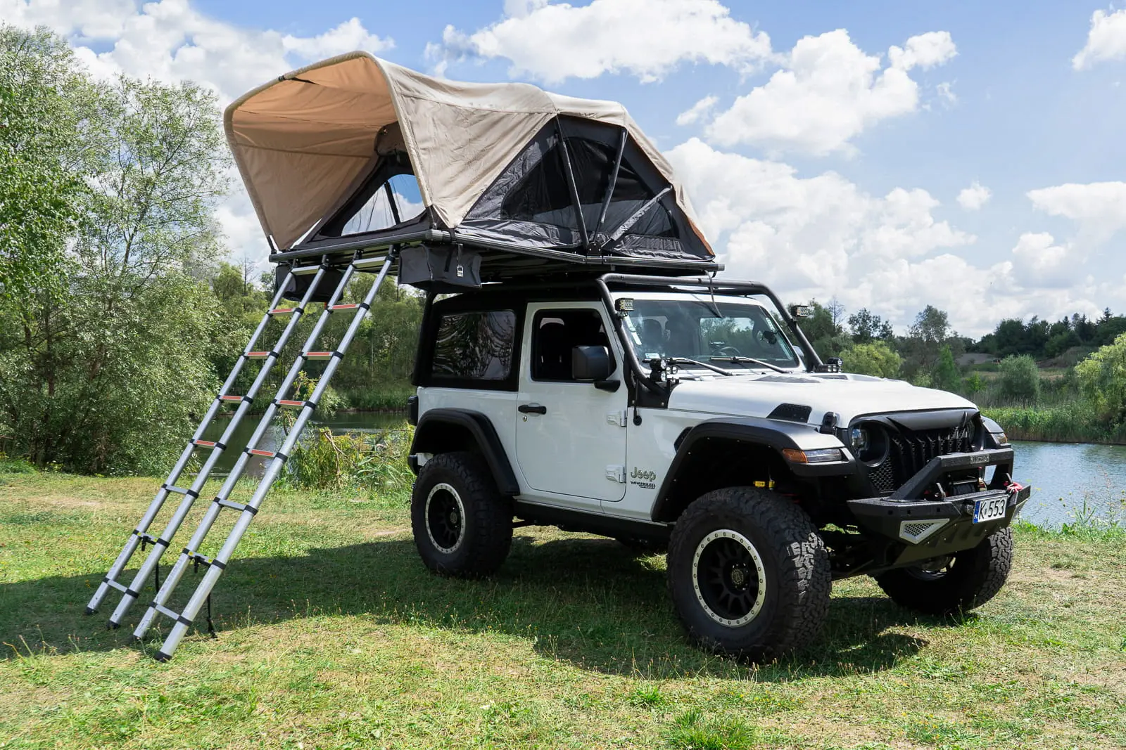 Taktelt Jeep Wrangler 221 x 190 x 102 cm │ Grey & Black Edition │ 4-personer  Image 8