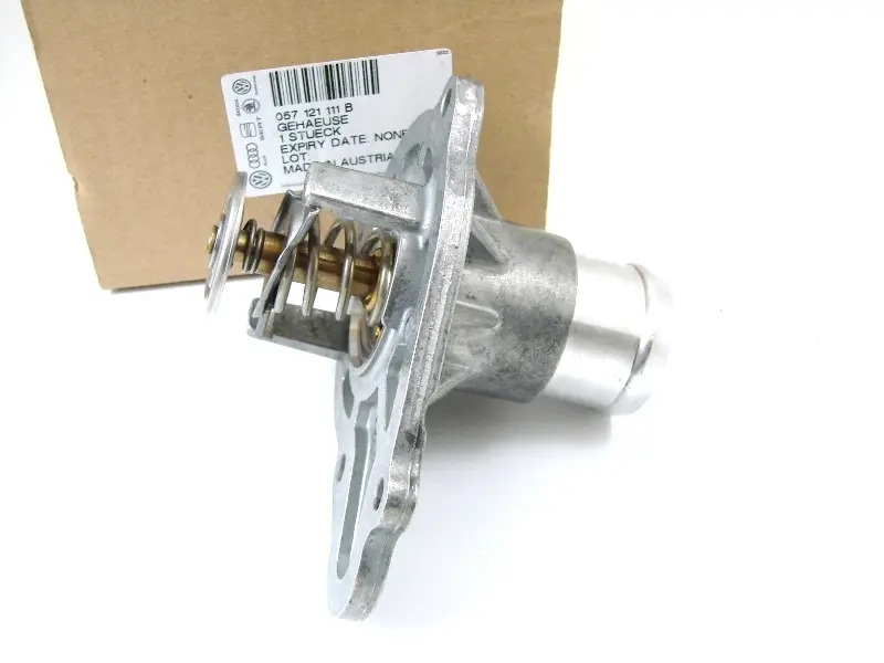 Termostat Audi A8 D3 / Q7 4L - 4.0 TDI / 4.2 TDI │ Genuine® Thermostat Coolant Regulator Image 3