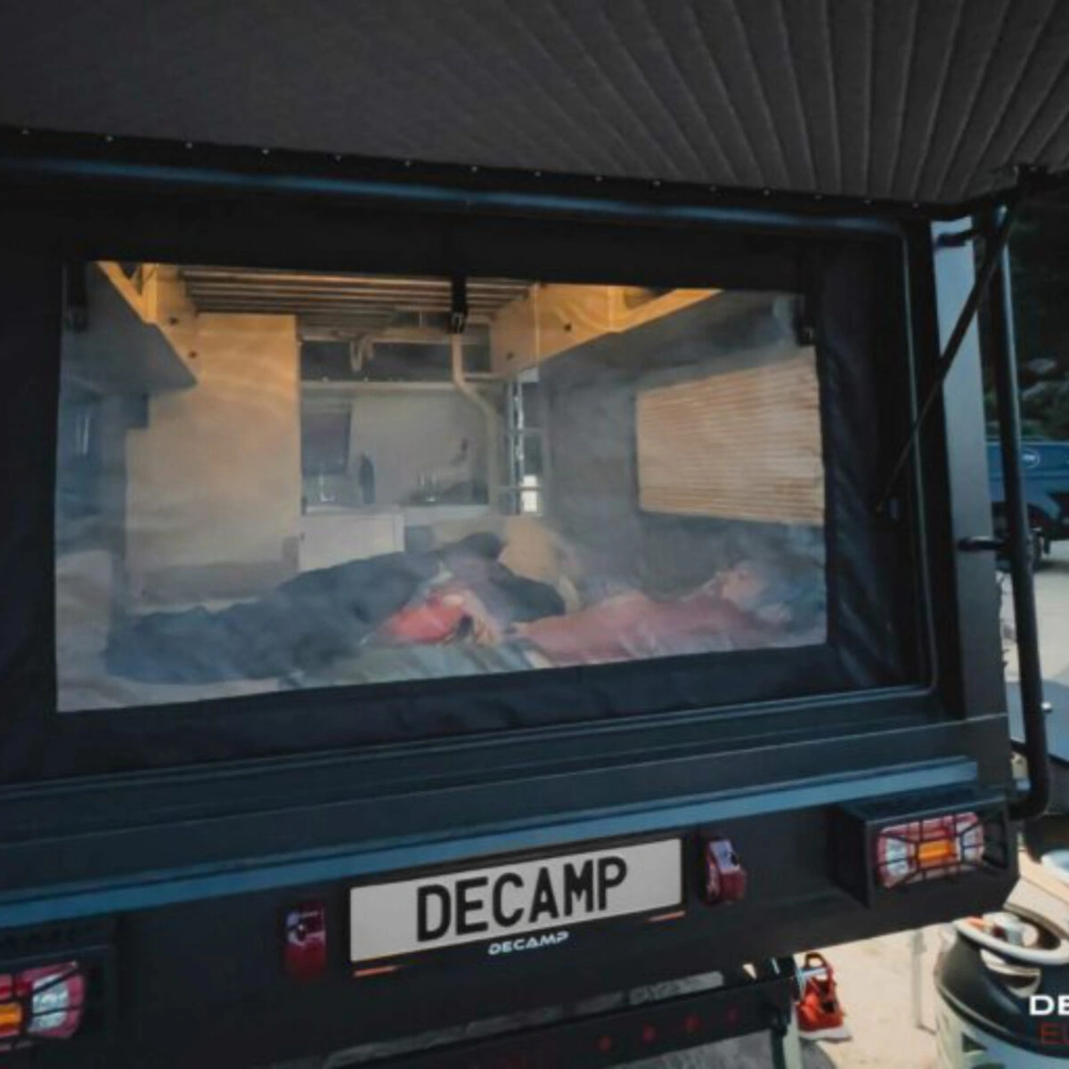 Terrengtilhenger Decamp Cross X3 │ offroad campinghenger med pop-up tak - 6 personer – bilde 18