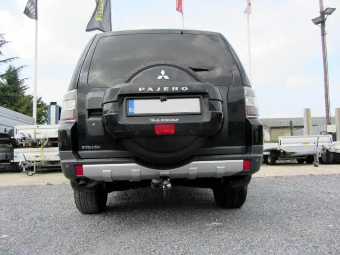 Tilhengerfeste fastmontert Mitsubishi Pajero IV 2006 - 2021