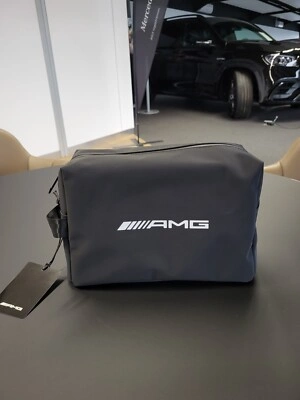 Toalettmappe Mercedes-AMG svart – bilde 3