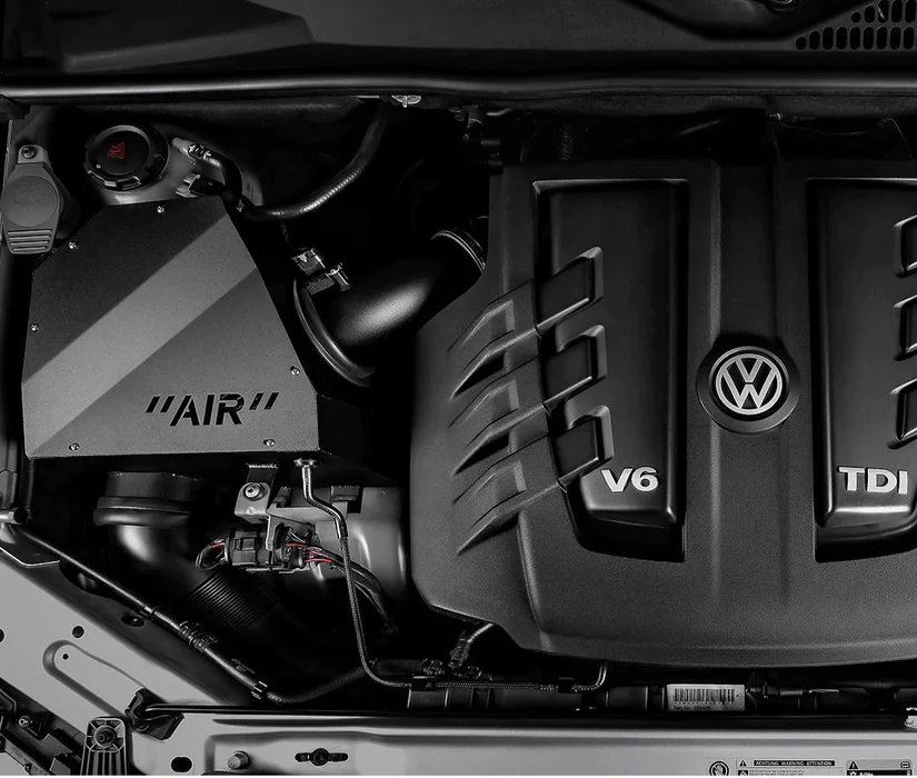 Toppdeksel VW Amarok I V6 3.0 TDI │ Motordeksel Genuine Engine Cover Image 2
