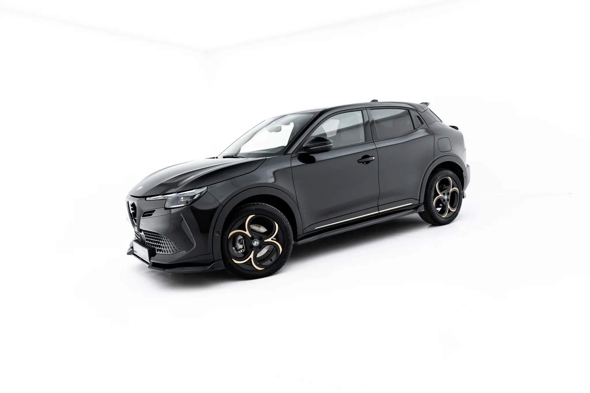 Tuningkit Alfa Romeo Junior I 2024 -> | Glossy Black Edition