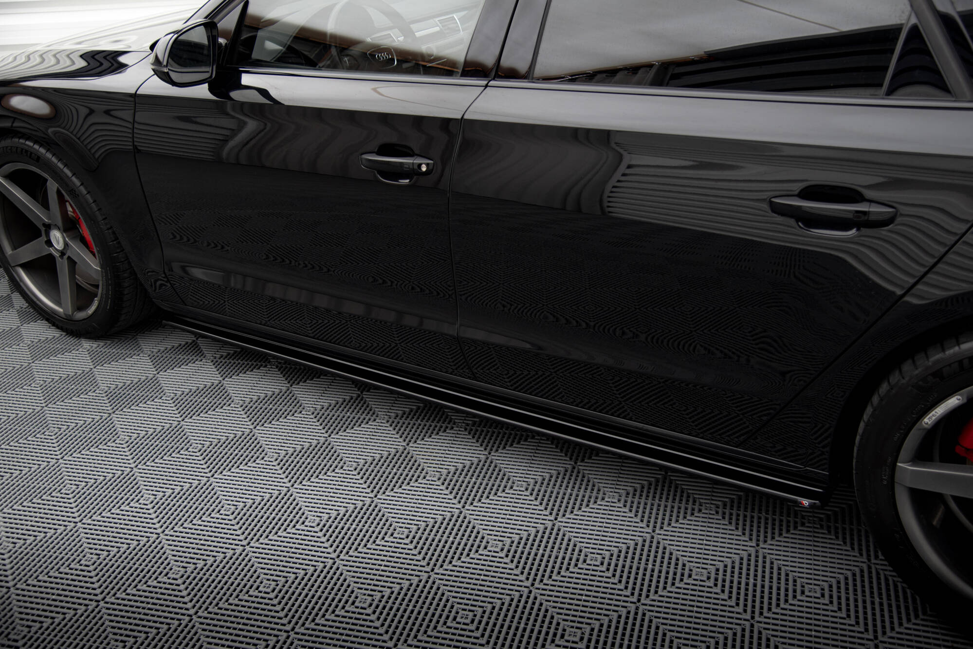 Tuningkit Audi A8 (D4) 2009 - 2013 | Sport Eksteriør Styling-sett – bilde 5