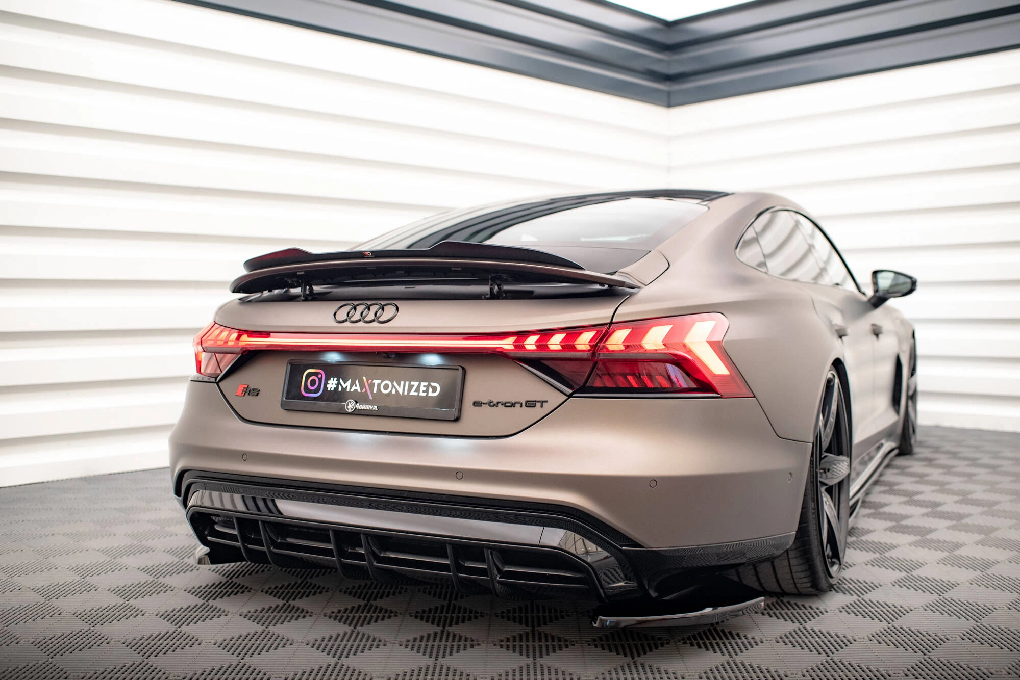 Tuningkit Audi e-tron GT / RS GT 2021 -> | Sport Eksteriør Styling-sett Image 6