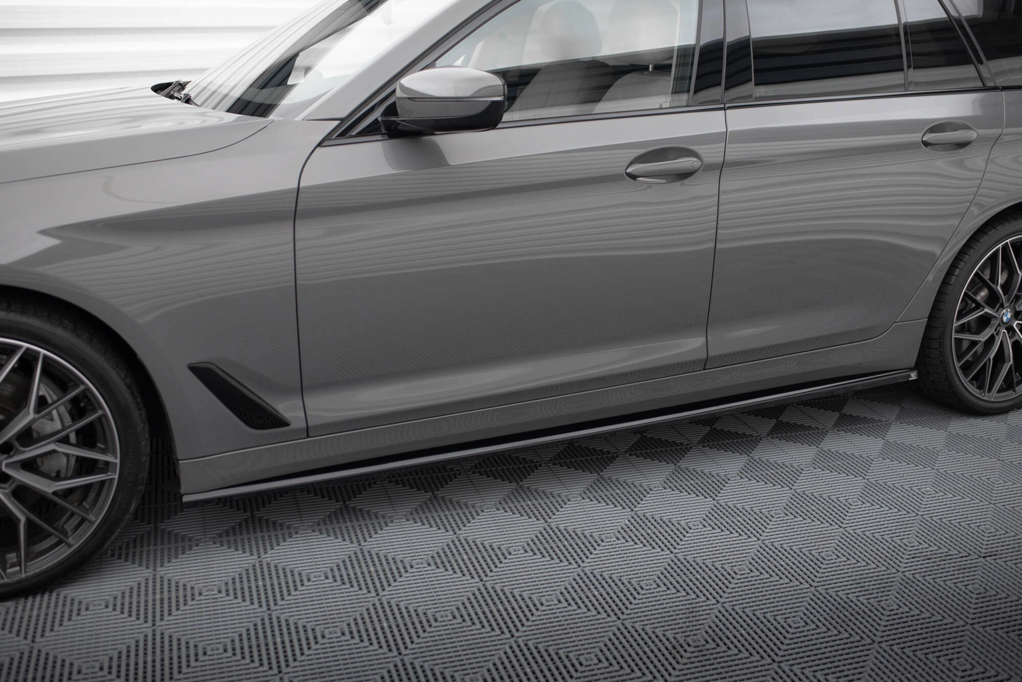 Tuningkit BMW 5 (G31) Touring LCI 2020 - 2023  | Sport Eksteriør Styling-sett – bilde 5