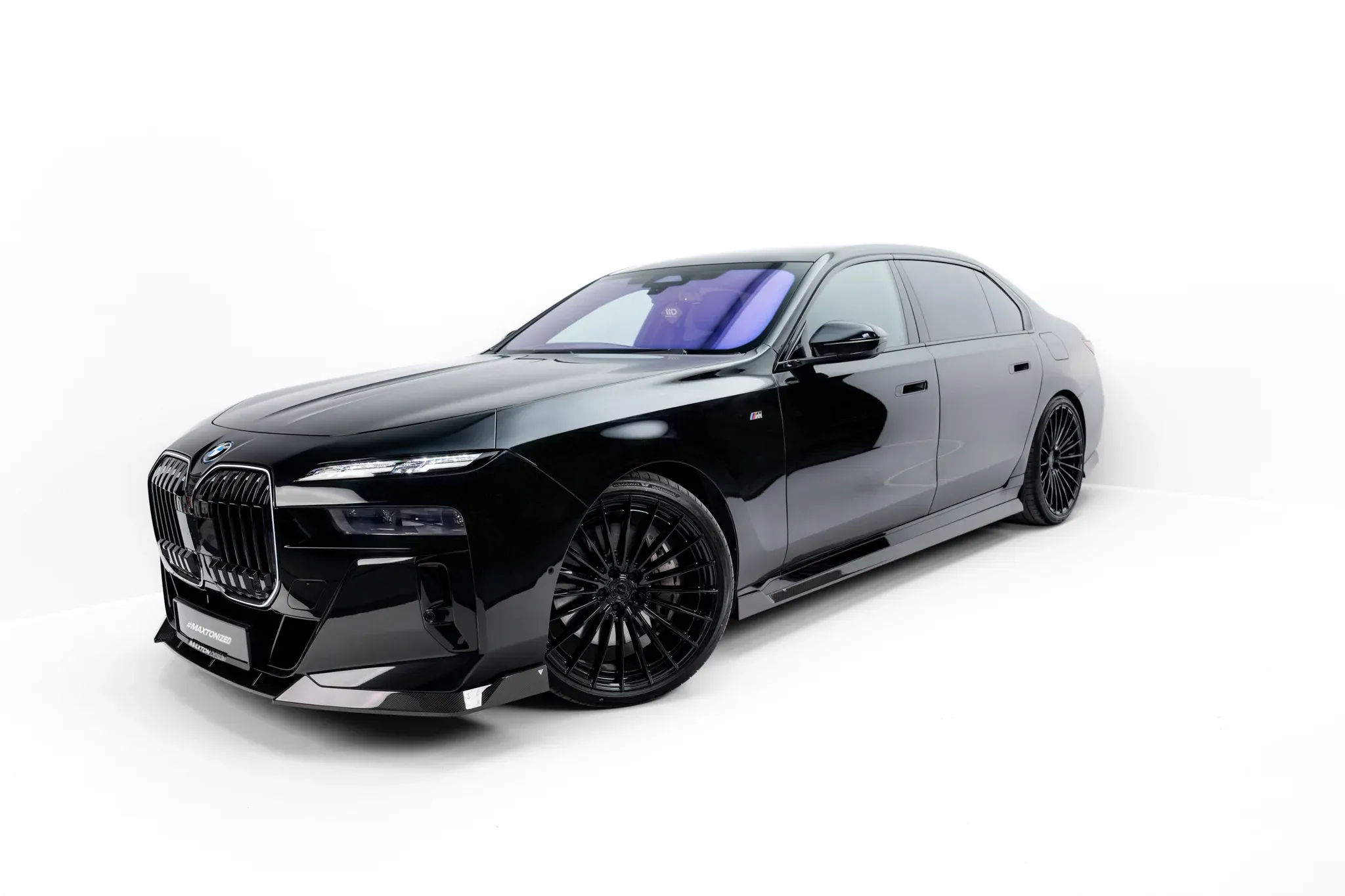 Tuningkit BMW 7 (G70) 2022 - 2026 | Carbon Fiber Edition