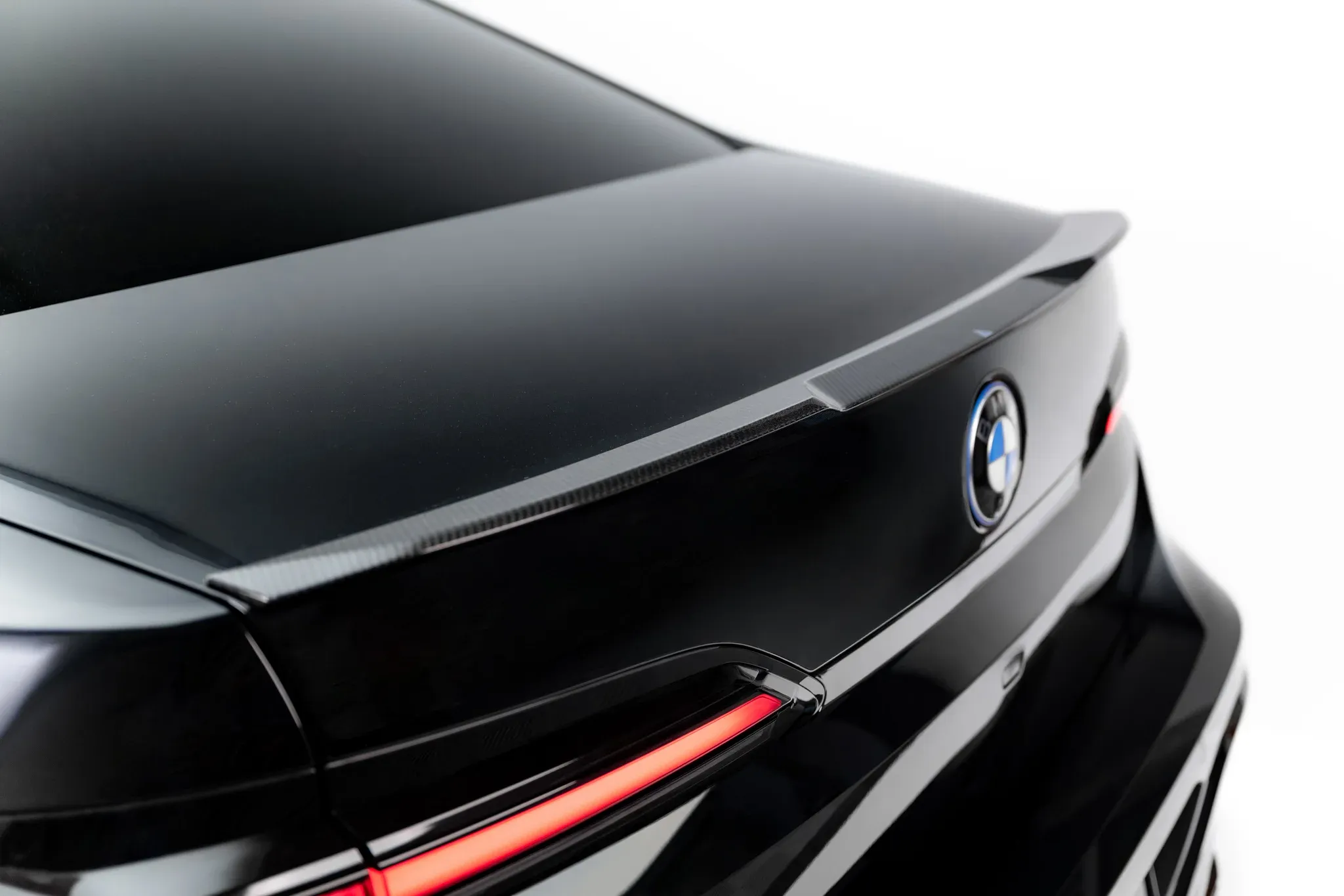 Tuningkit BMW 7 (G70) 2022 - 2026 | Carbon Fiber Edition – bilde 15