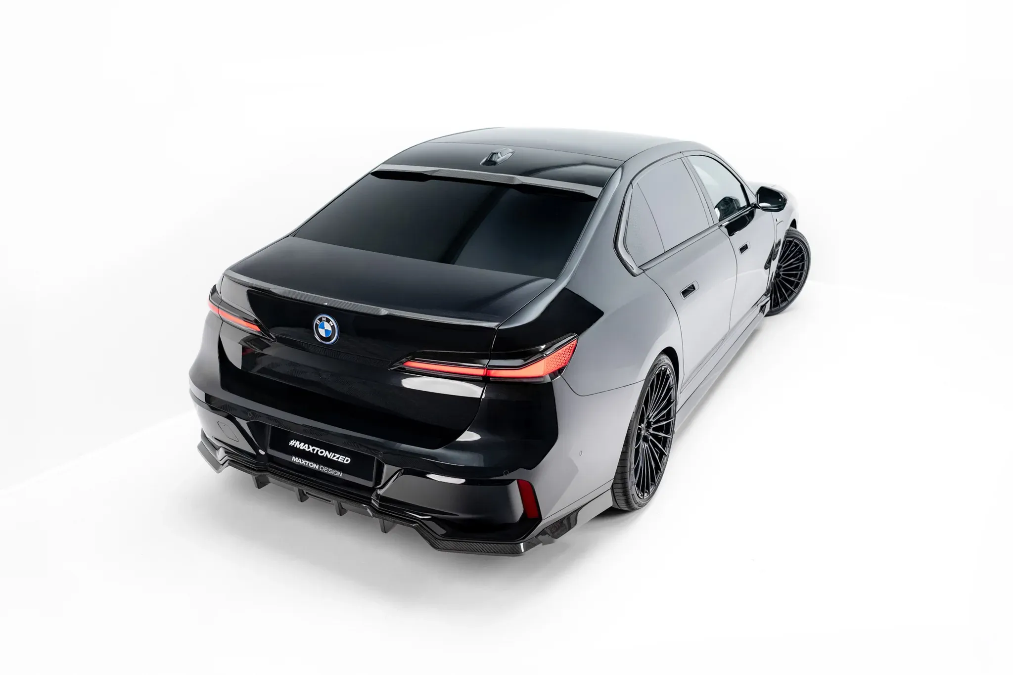 Tuningkit BMW 7 (G70) 2022 - 2026 | Carbon Fiber Edition – bilde 6