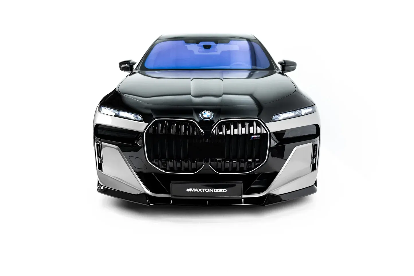 Tuningkit BMW M760e (G70) 2022 - 2026 | Glossy Black Edition – bilde 4