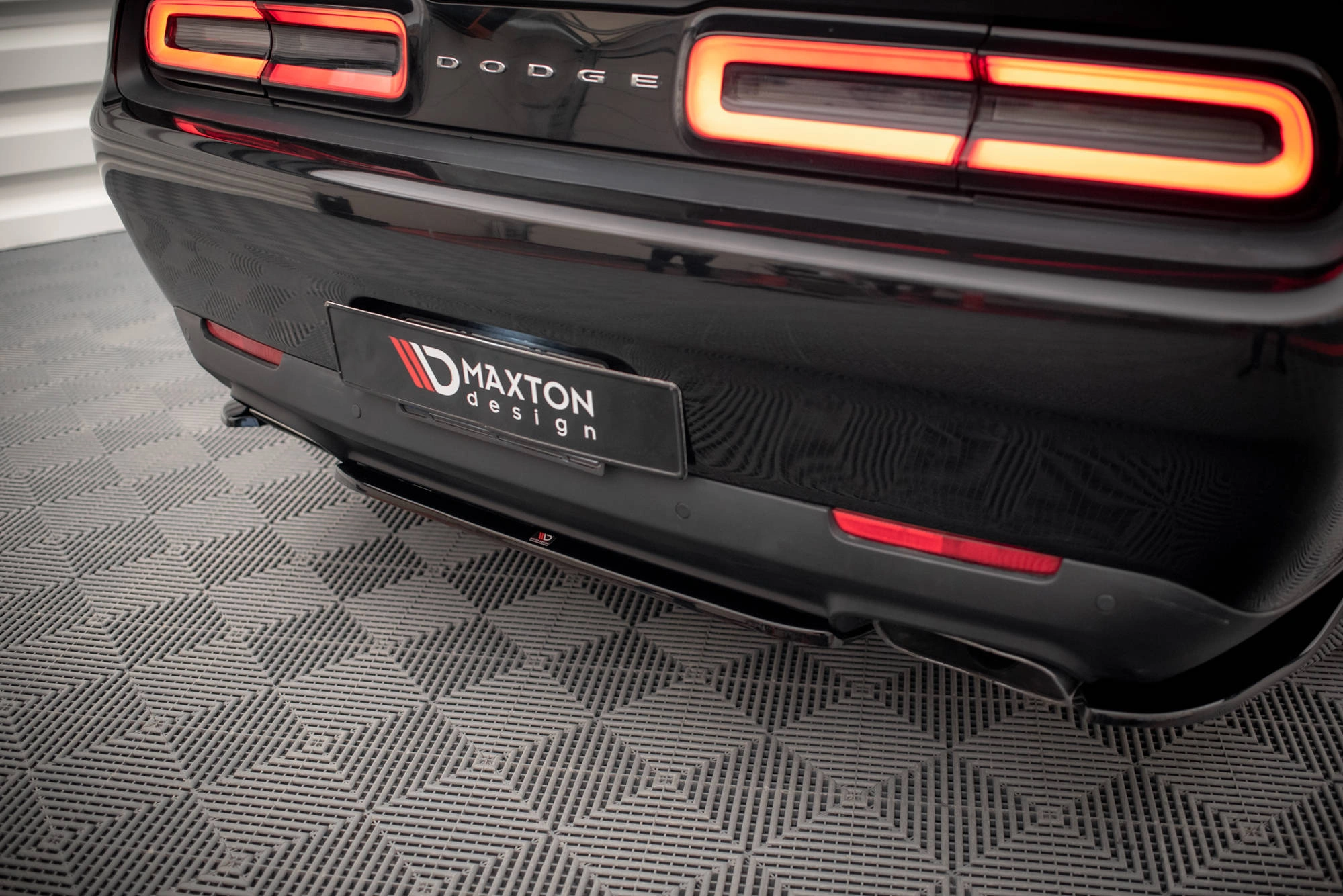 Tuningkit Dodge Challenger III RT Facelift 2014 - 2023   | Sport Eksteriør Styling-sett Image 12