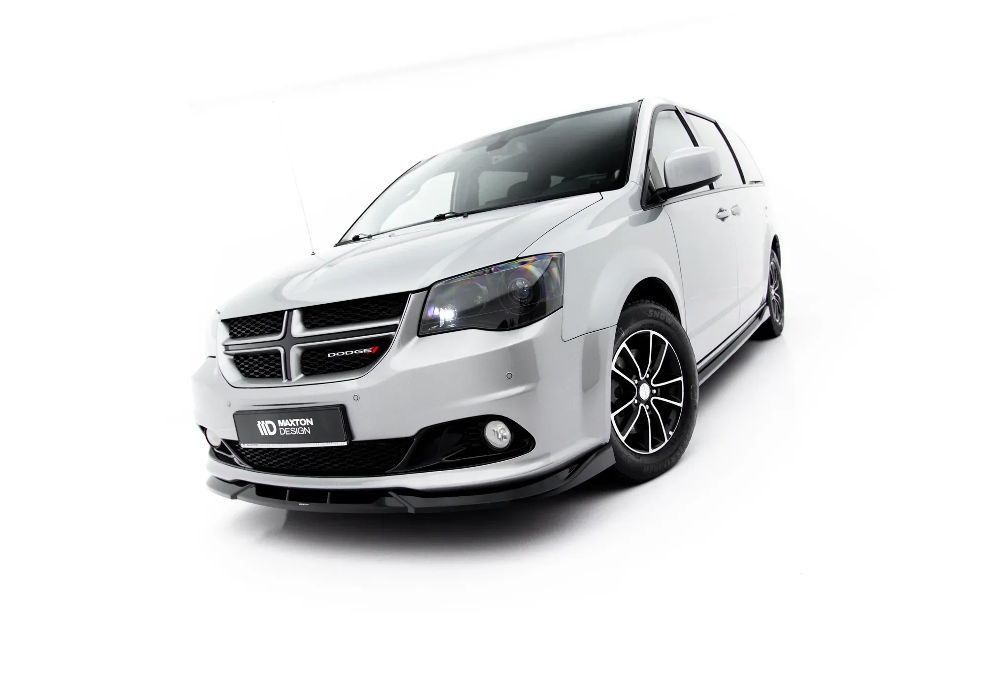 Tuningkit Dodge Grand Caravan V Facelift 2010 - 2020 | Glossy Black Edition – bilde 3