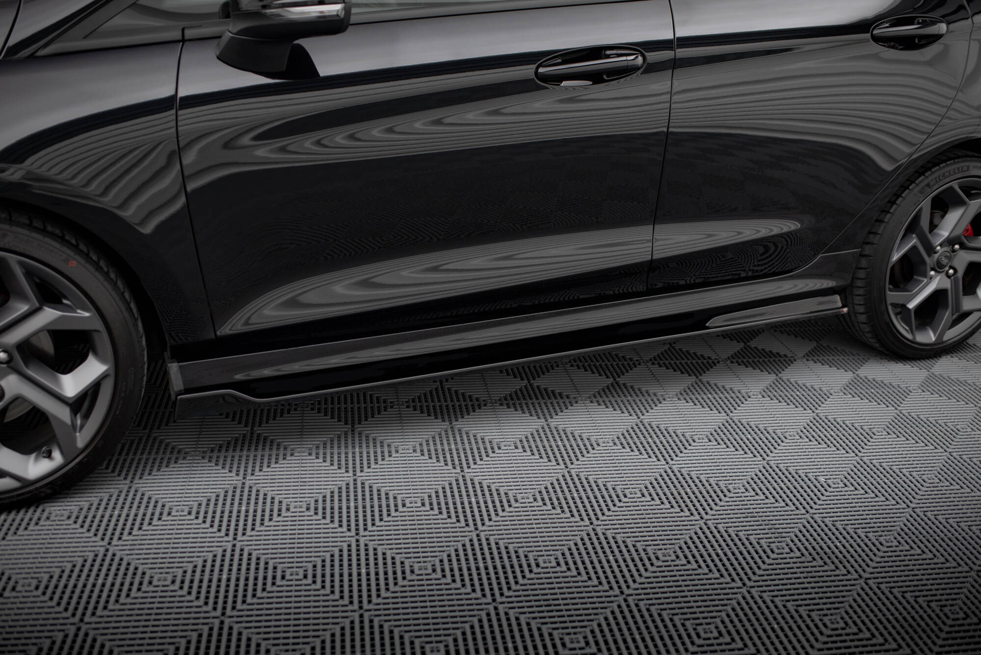 Tuningkit Ford Fiesta ST Mk8 Facelift 2021 - 2024 | Sport Eksteriør Styling-sett - V3 Image 5