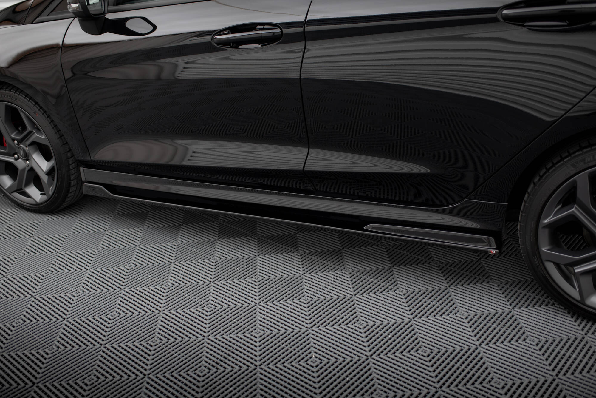 Tuningkit Ford Fiesta ST Mk8 Facelift 2021 - 2024 | Sport Eksteriør Styling-sett - V3 Image 6