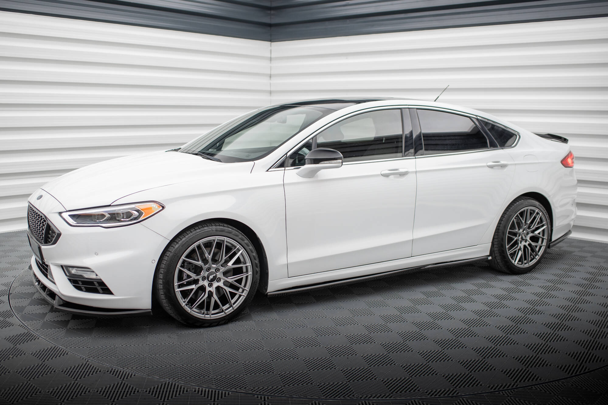 Tuningkit Ford Mondeo Sport Mk5 Facelift / Fusion Sport Mk2 Facelift | Sport Eksteriør Styling-sett