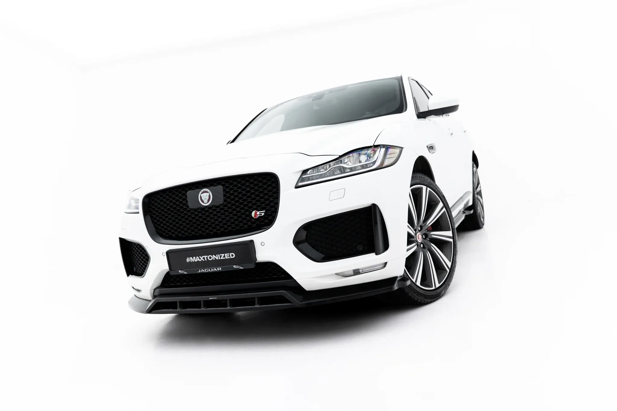 Tuningkit Jaguar F-Pace (Mk1) 2016-2020 | Glossy Black Edition – bilde 2