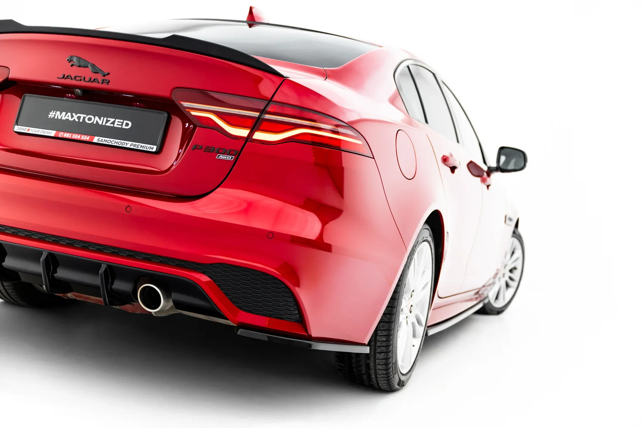 Tuningkit Jaguar XE R-Dynamic (X760) Facelift 2019 - 2024 | Glossy Black Edition – bilde 11