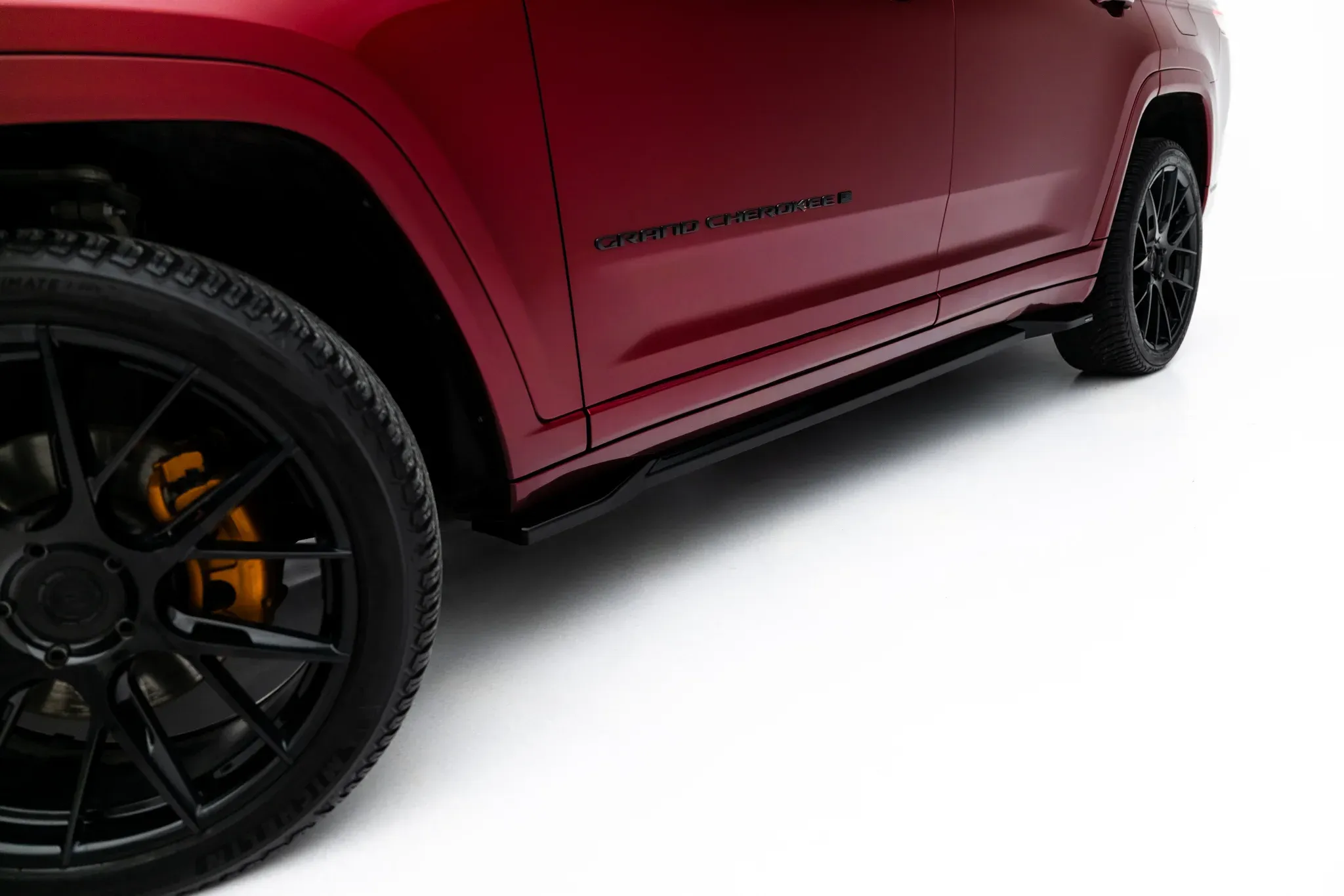 Tuningkit Jeep Grand Cherokee 2021-2026 | Glossy Black Edition – bilde 10