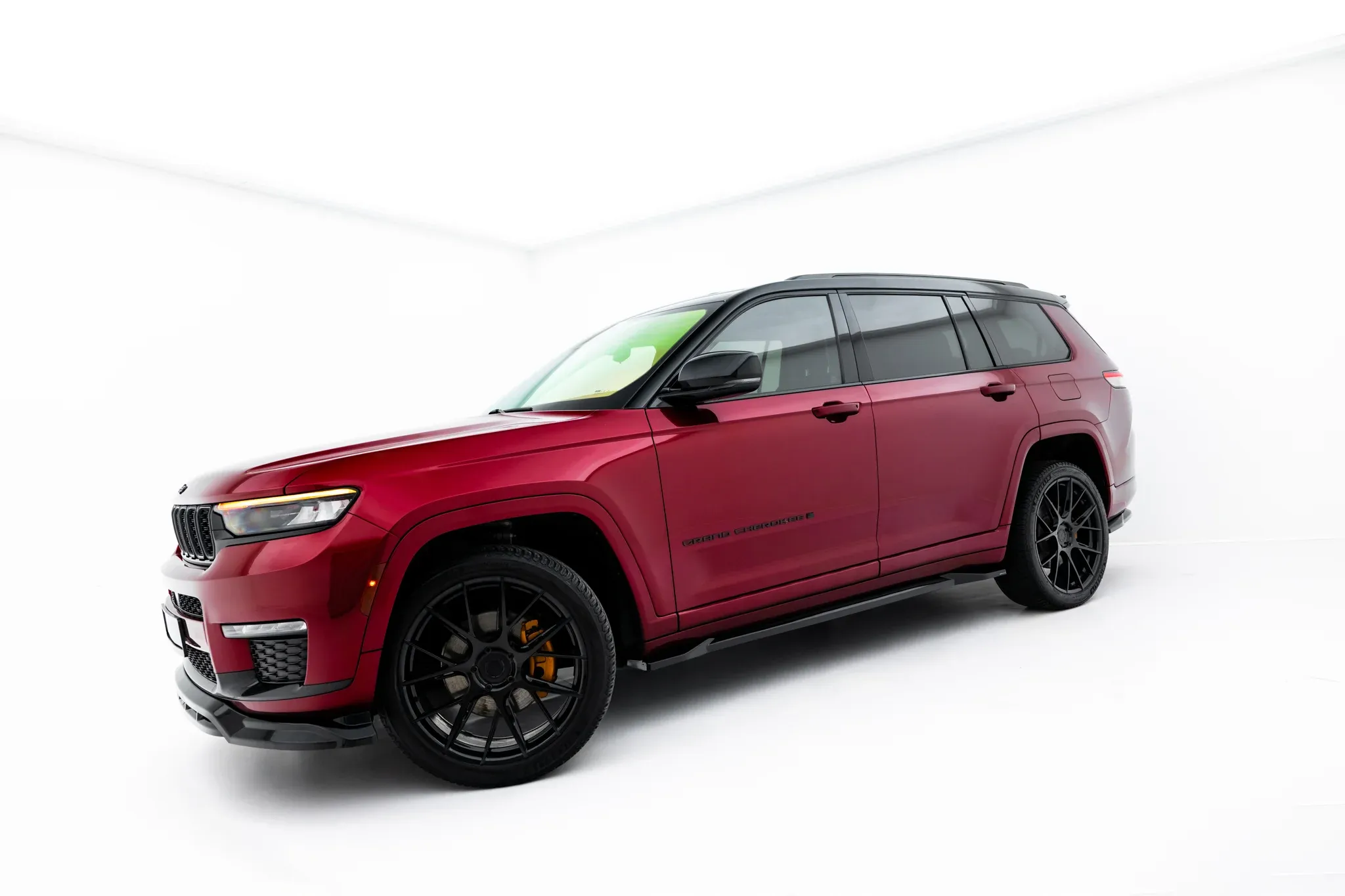 Tuningkit Jeep Grand Cherokee 2021-2026 | Glossy Black Edition – bilde 9