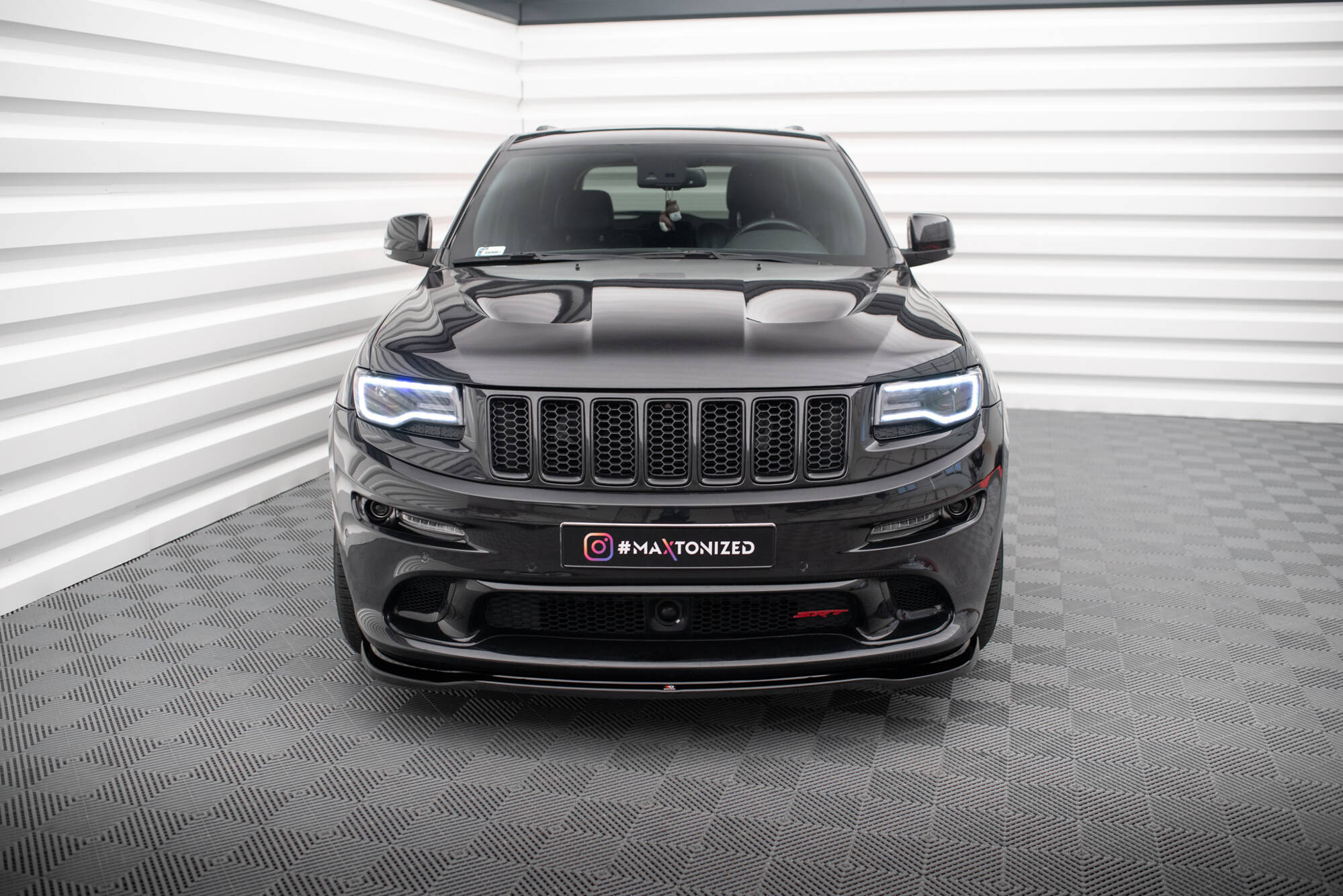 Tuningkit Jeep Grand Cherokee SRT WK2 Facelift 2013 - 2017 | Sport Eksteriør Styling-sett Image 2