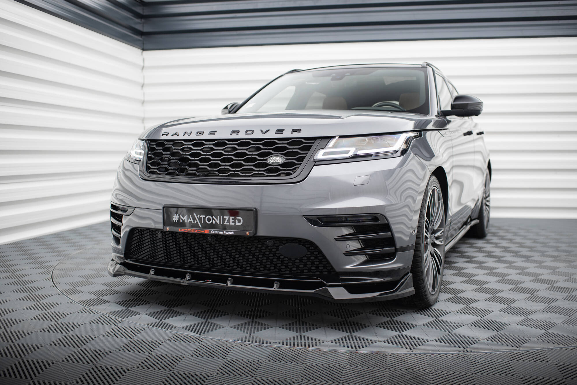 Tuningkit Land Rover Range Rover Velar R-Dynamic Mk1 2017 - 2023 | Sport Eksteriør Styling-sett Image 3