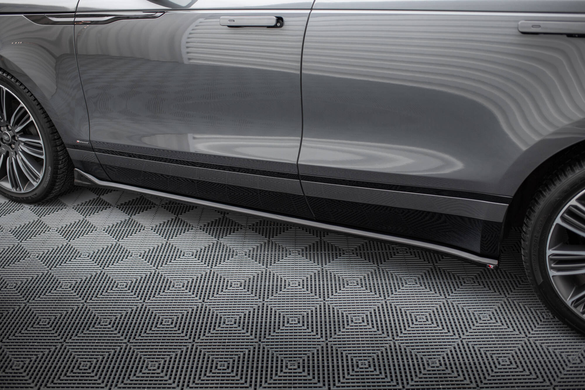 Tuningkit Land Rover Range Rover Velar R-Dynamic Mk1 2017 - 2023 | Sport Eksteriør Styling-sett Image 6