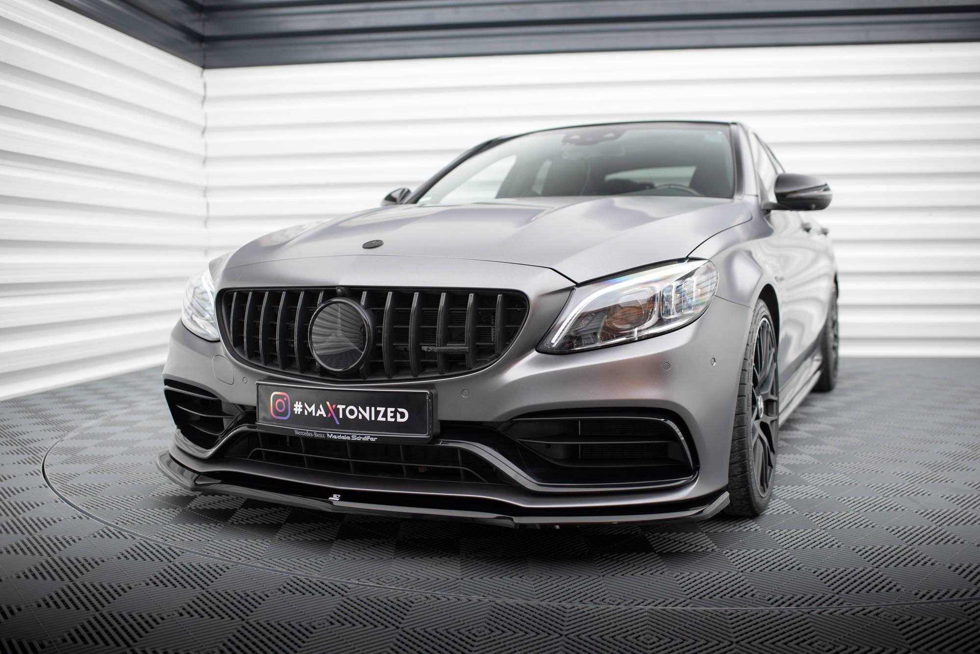 Tuningkit Mercedes-AMG C63 (W205) Facelift 2018 - 2021 | Sport Eksteriør Styling-sett Image 4