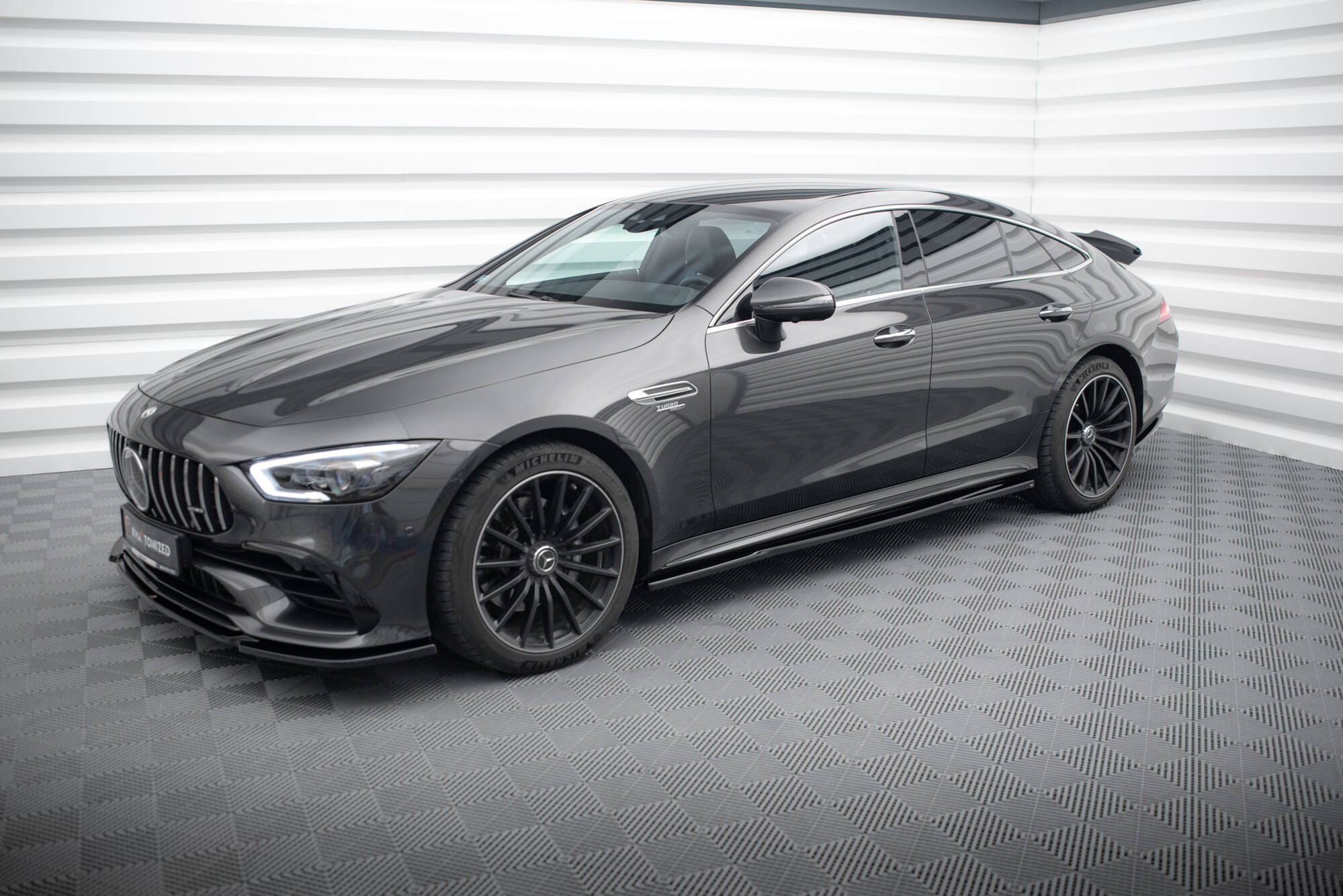 Tuningkit Mercedes-AMG GT 4 53 2018 -> | Sport Eksteriør Styling-sett